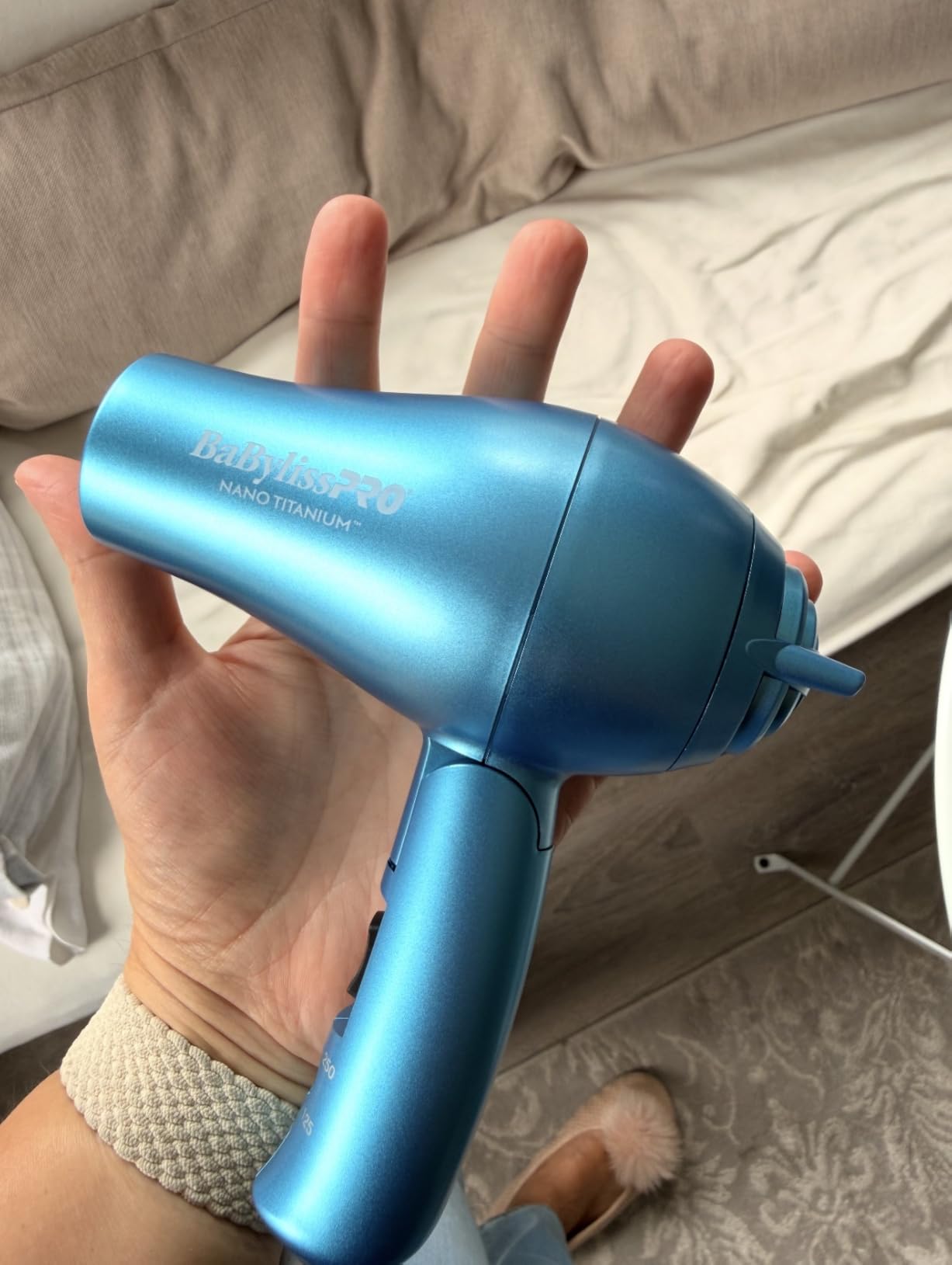 BaBylissPRO Nano Titanium Travel Hair Dryer, 1000 Watt Professional Blow Dryer with Concentrator Nozzle, Foldable Handle, Dual Voltage customer photo 1