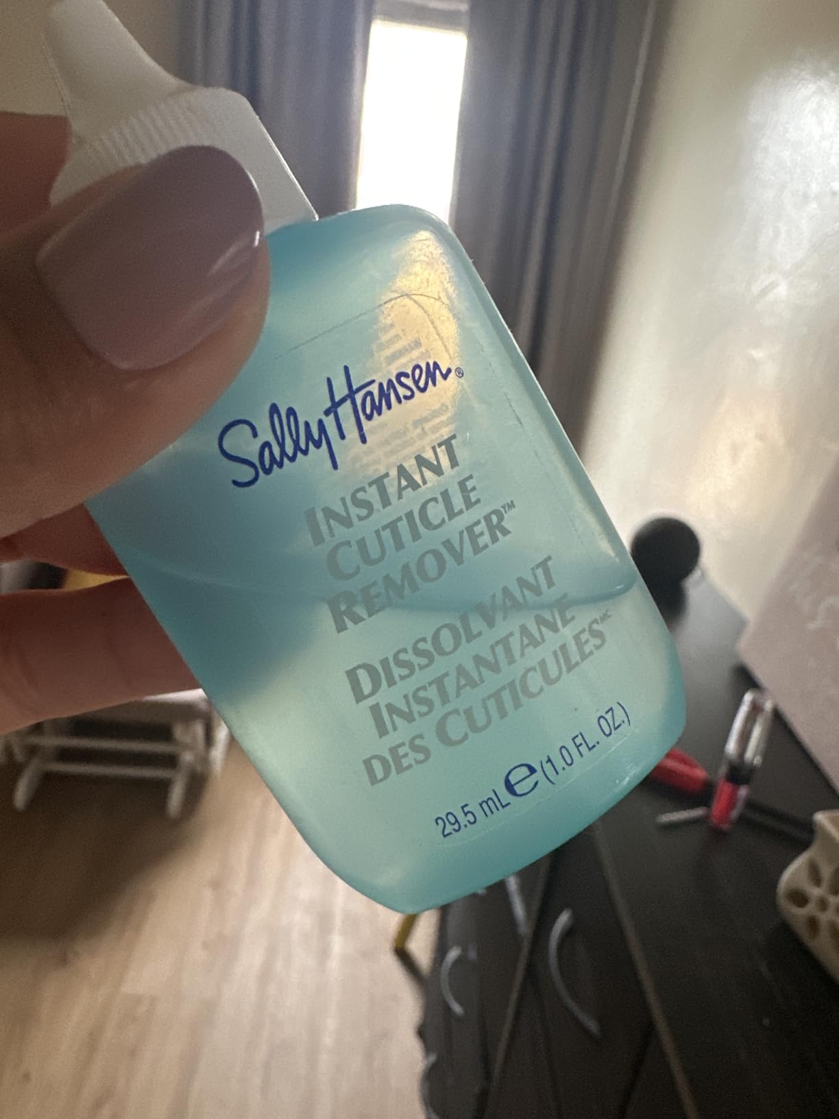 Sally Hansen Instant Cuticle Remover, Nail Treatment, Fast Drying, Contains Aloe and Chamomile customer photo 1