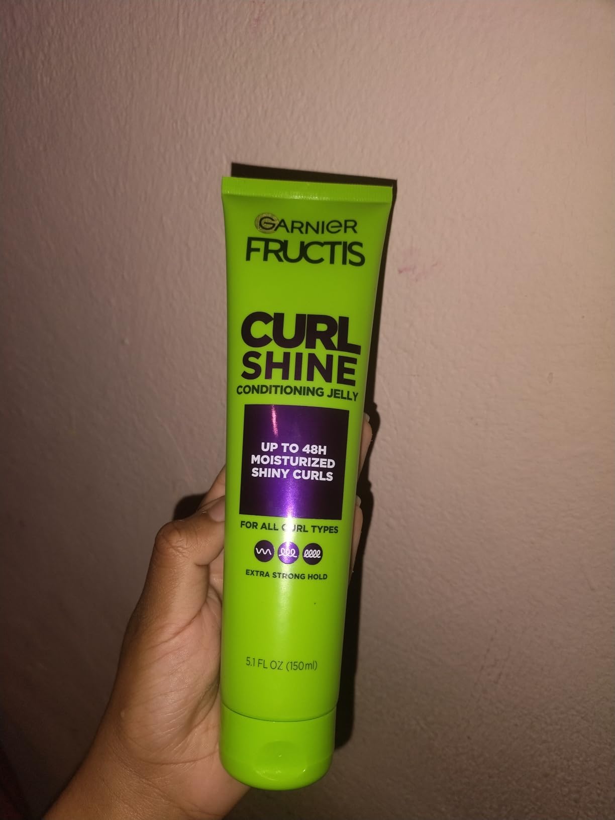 Garnier Fructis Curl Shine Conditioning Hair Gel, Frizz Control for Curly, Wavy, and Coily Hair, Extra Strong Hold for Up to 48 HRs of Bouncy, Moisturized Curls, 5.1 Fl Oz customer photo 2