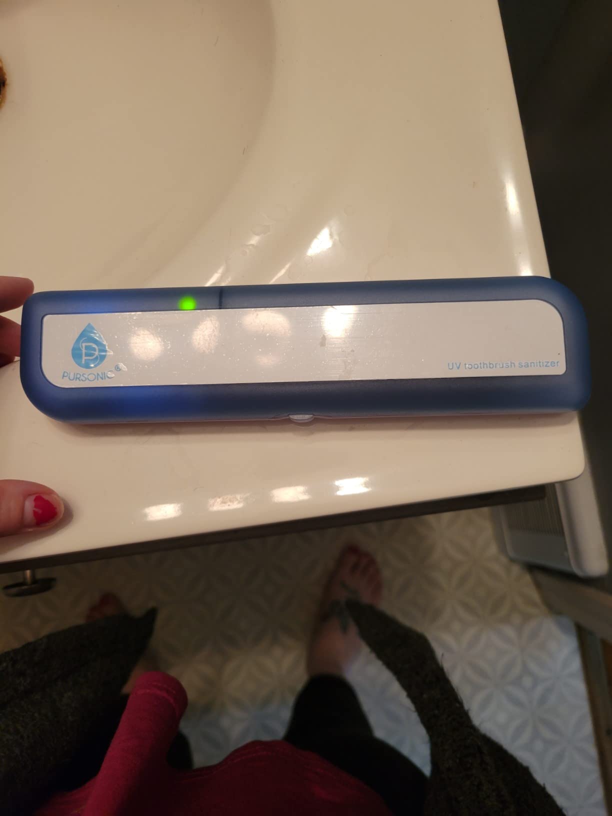 Pursonic Portable UV Toothbrush Sanitizer Case - Travel Toothbrush Sanitizer and Holder - For Electric and Manual Brush Heads with UV Light & Auto Shut Off Timer customer photo 2