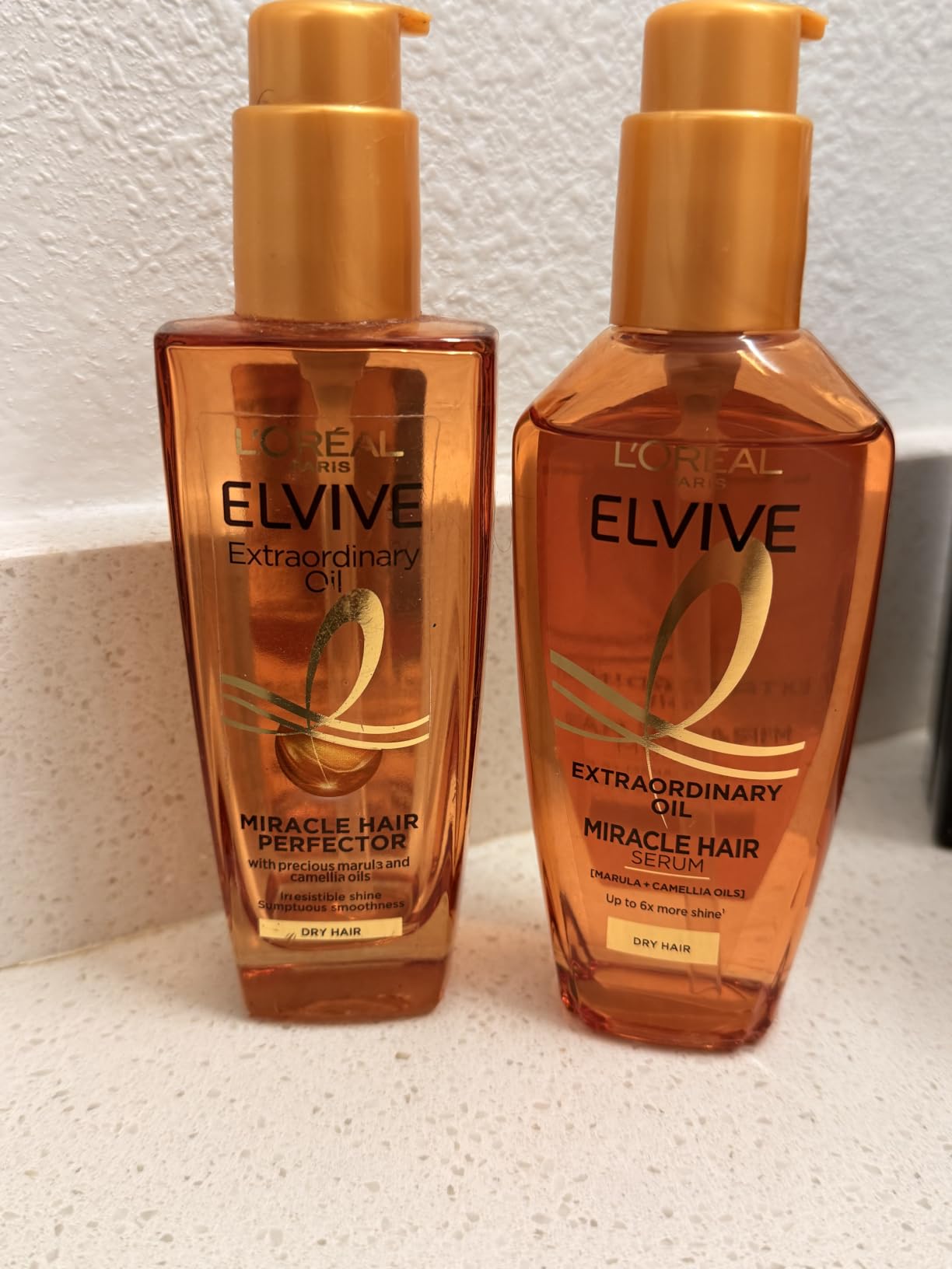 L'Oréal Paris Elvive Extraordinary Oil Miracle Hair Serum, Intense Nourishment, Up to 6x more Shine, up to 230° heat protection, suitable for all hair types, 100ml customer photo 2