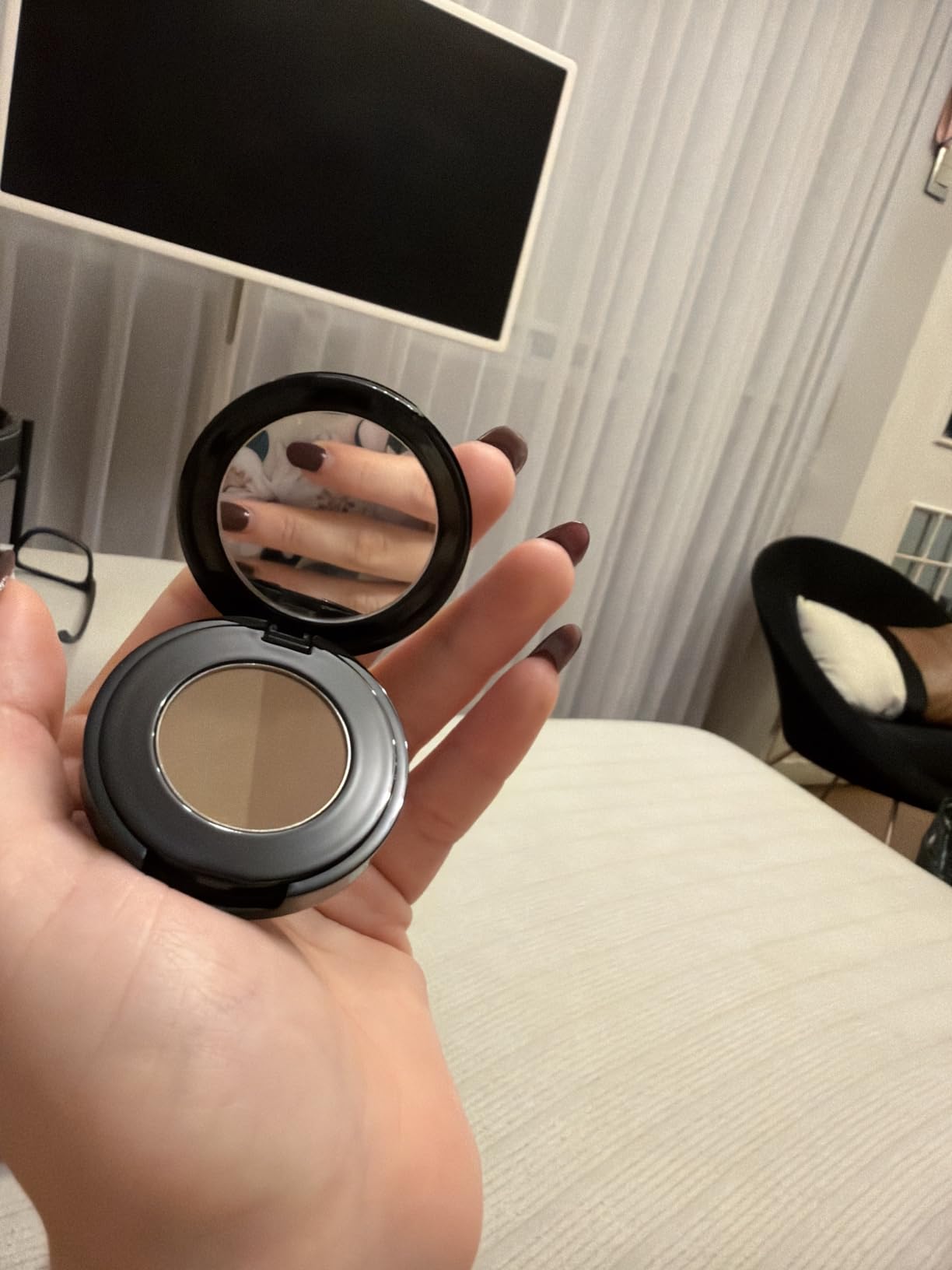 Anastasia Beverly Hills - Brow Powder Duo Dual-Shade Fill & Define | Dual-Shade Customization, Buildable High-Pigment Formula, Velvety Seamless Blending, On-The-Go Precision. customer photo 2