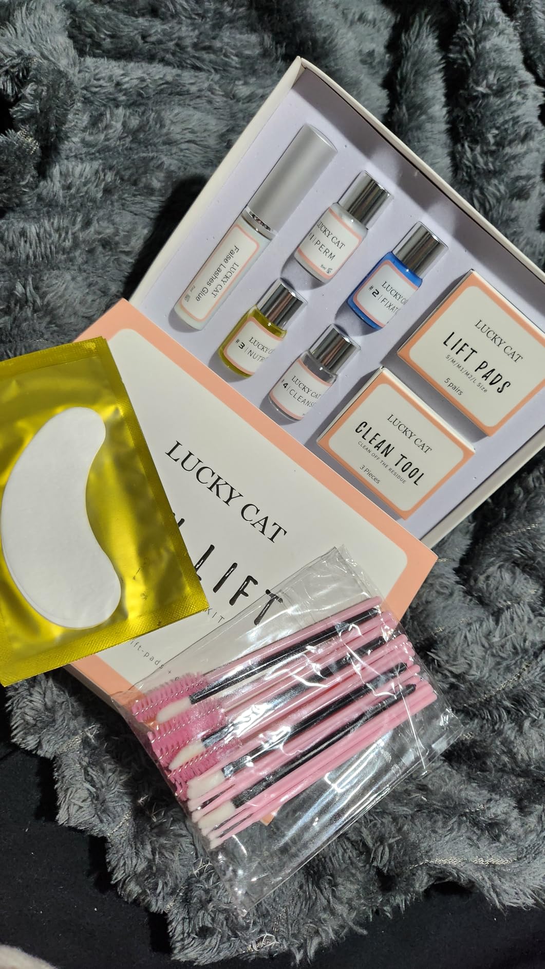 LUCKY CAT 2026 Lash Lift Kit, Professional Eyelash Perm Kit for Safe & Lasting Perming, Curling and Lifting Eyelashes, Easy for Beginner, Lash Lifting DIY Set for Salon-Quality at Home customer photo 1