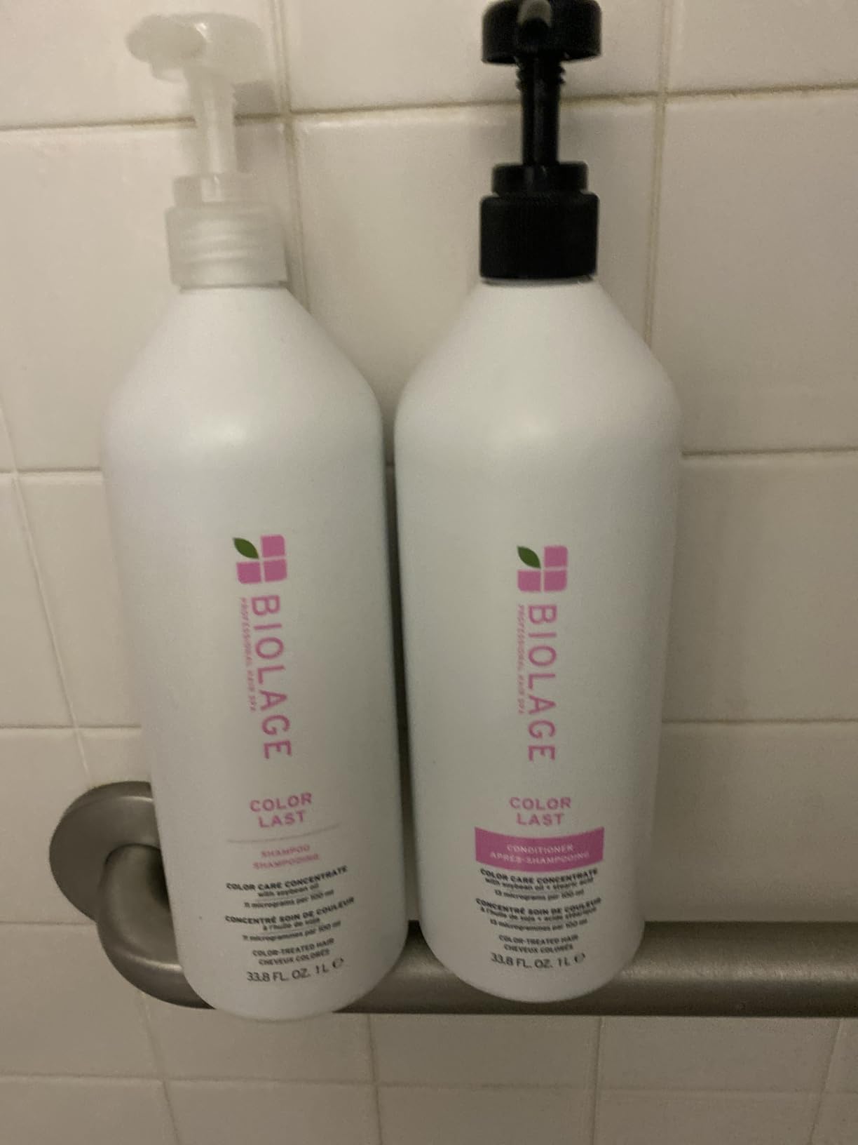 Biolage Color Last Conditioner - For Color Treated Hair, Protects & Preserves Color Depth, Hydrates & Repairs Damaged Hair, Adds Shine, Vegan, Paraben-Free customer photo 2
