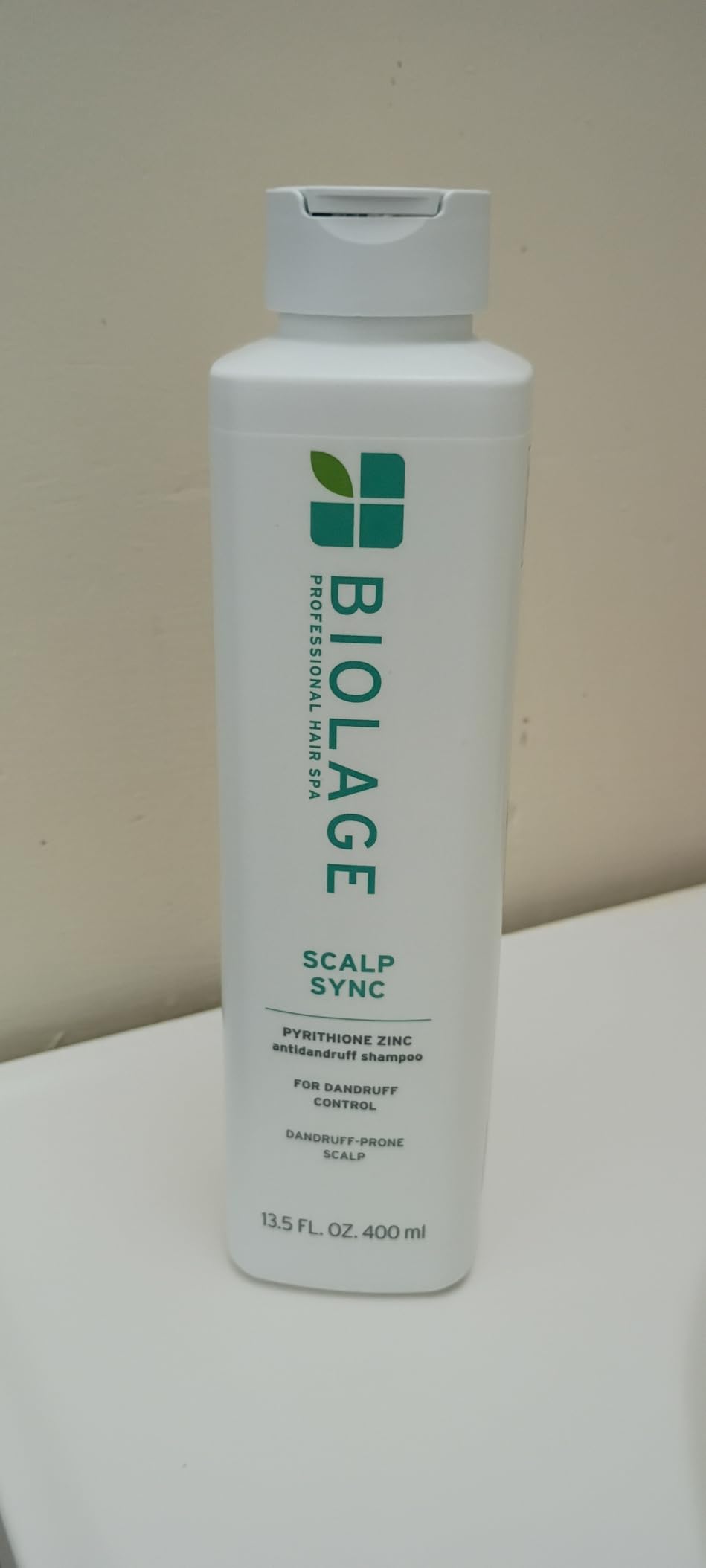 Biolage Scalp Sync Anti-Dandruff Shampoo - Controls Itchy Scalp, Deeply Cleanses Hair, Moisturizing Shampoo For Dandruff Relief, For Scalp and Hair Health, Vegan & Cruelty-Free customer photo 2