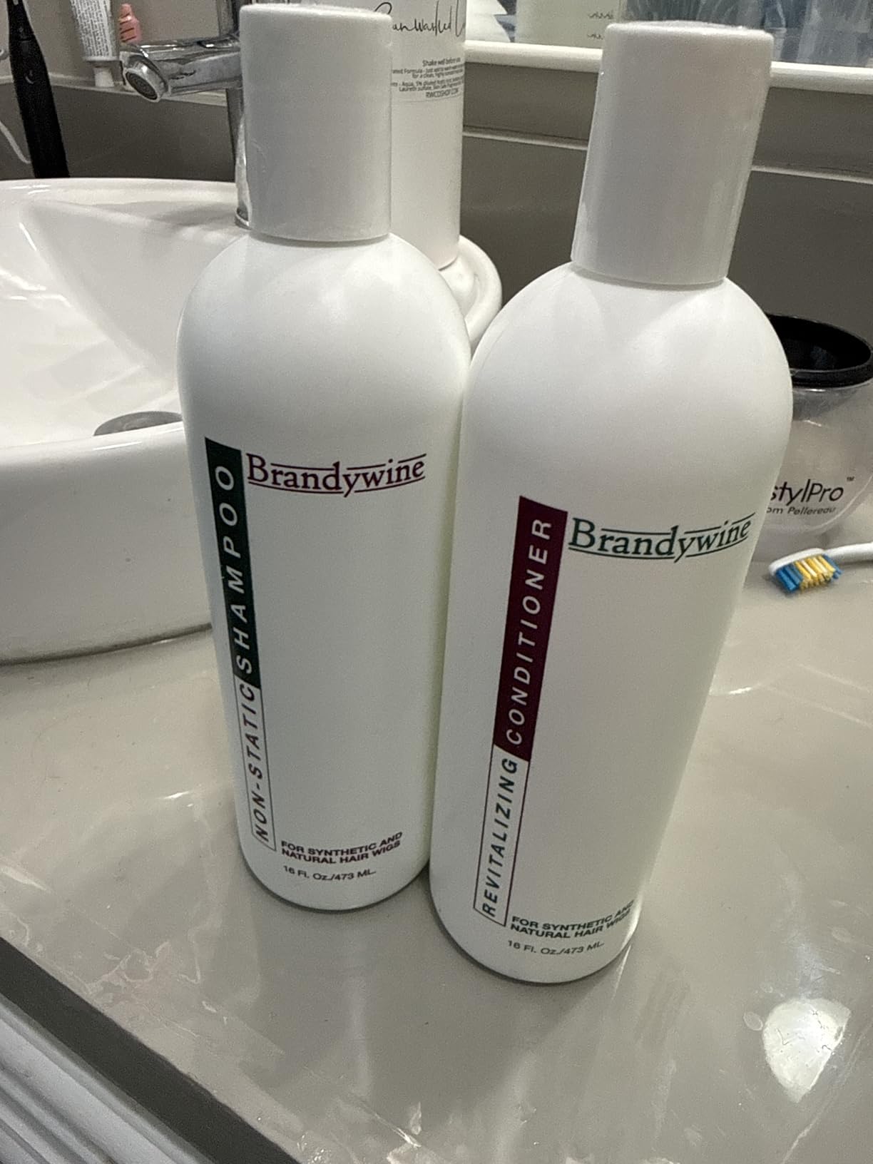 Non Static Shampoo & Revitalizing Conditioner, 16 Oz, 2 Pack Bundle customer photo 1