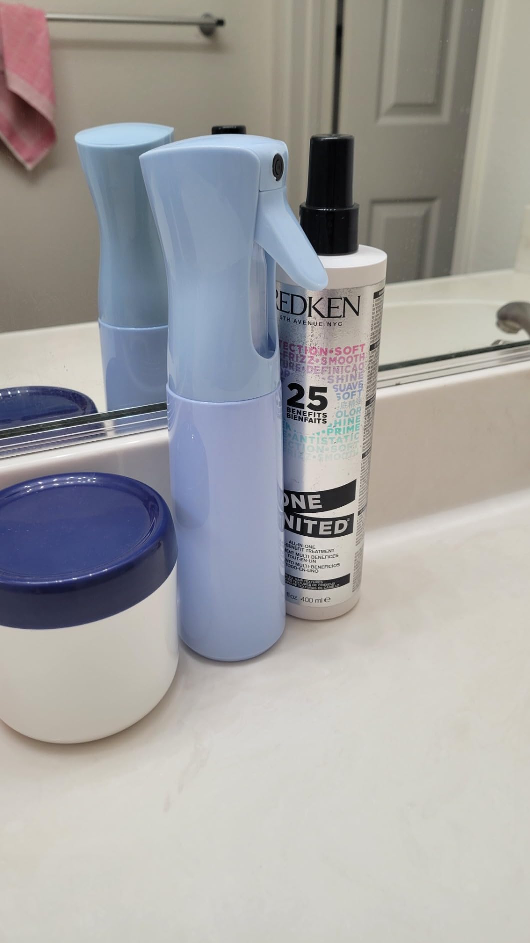 Redken One United All-In-One Leave In Conditioner - Multi-Benefit Leave In Treatment For All Hair Types, Heat Protectant and Detangler Spray, Paraben-Free customer photo 2