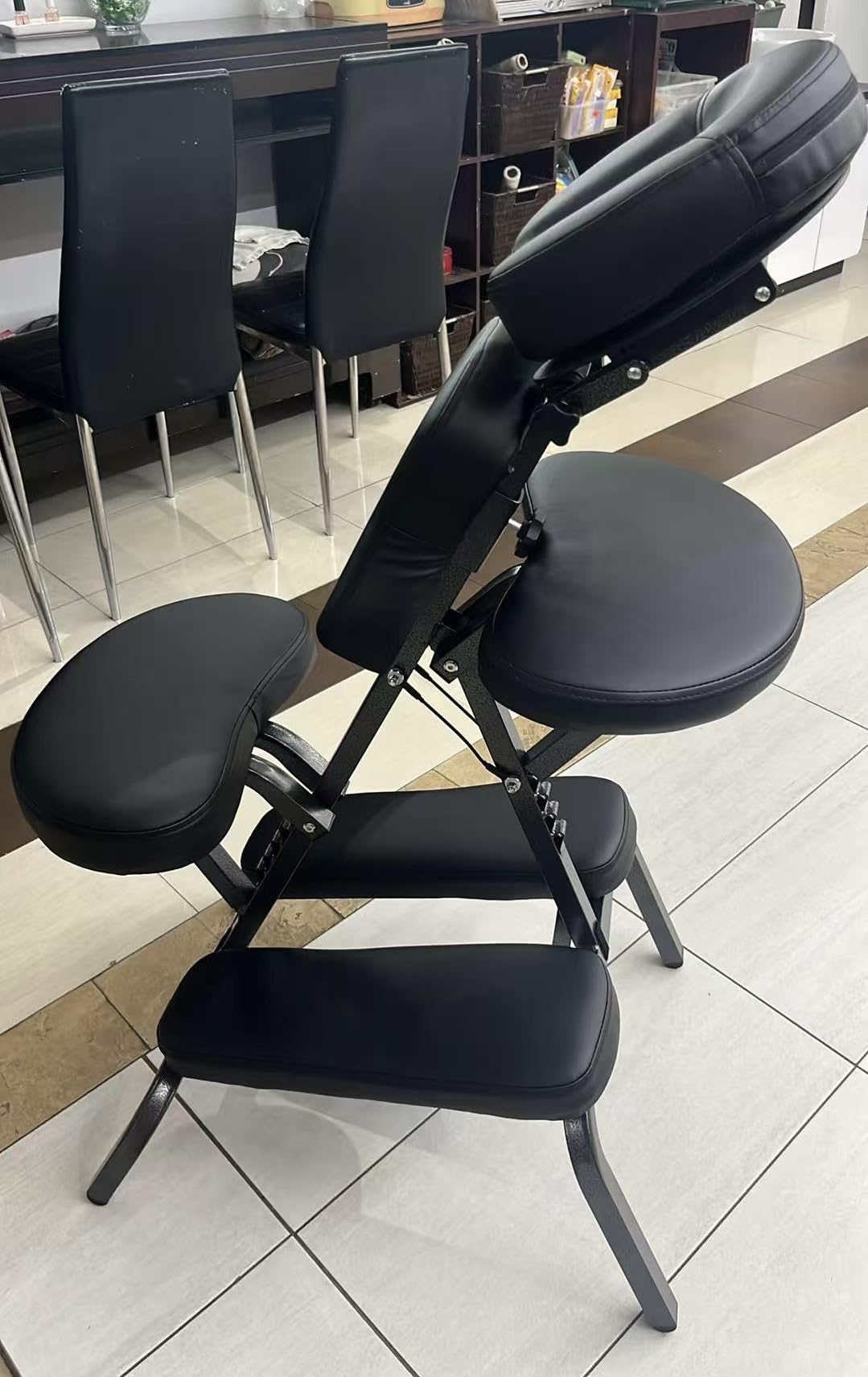 Giantex Portable Light Weight Massage Chair Travel Massage Tattoo Spa Chair w/Carrying Bag customer photo 1