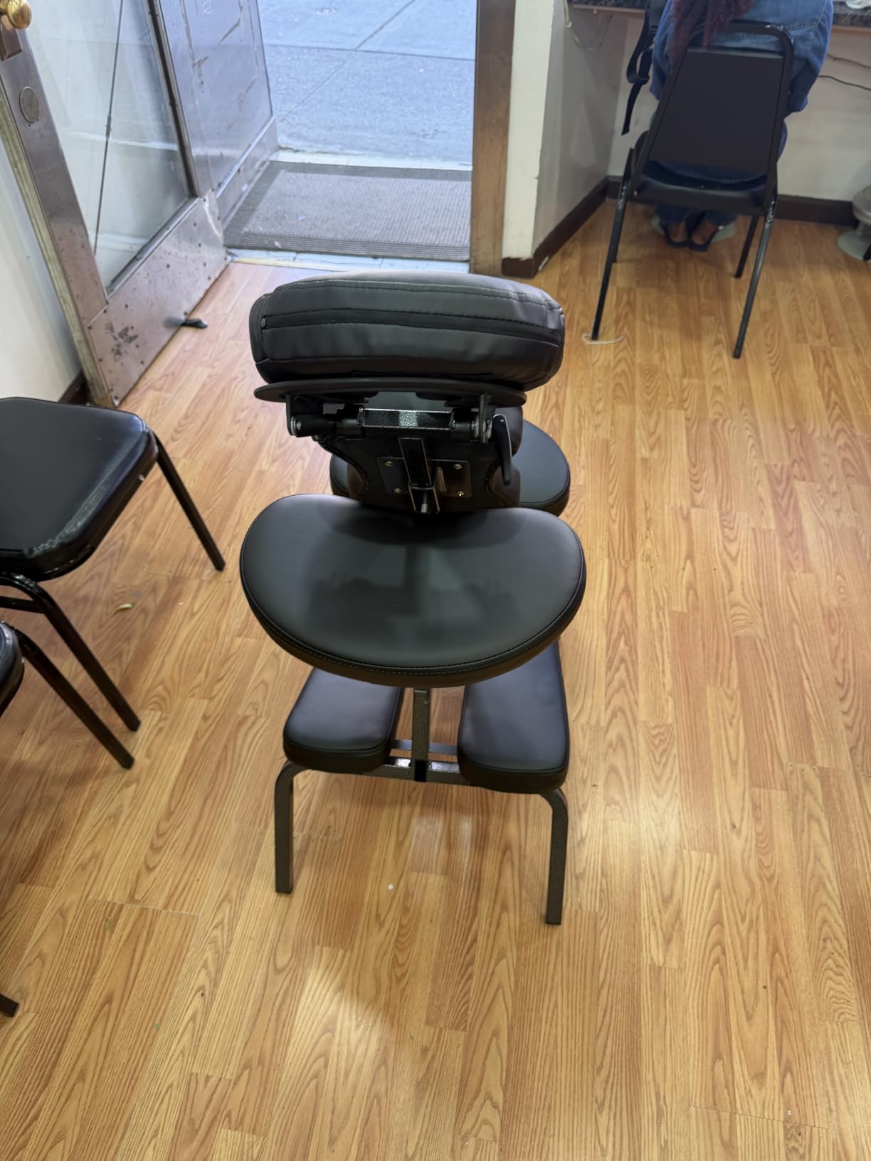 Giantex Portable Light Weight Massage Chair Travel Massage Tattoo Spa Chair w/Carrying Bag customer photo 2