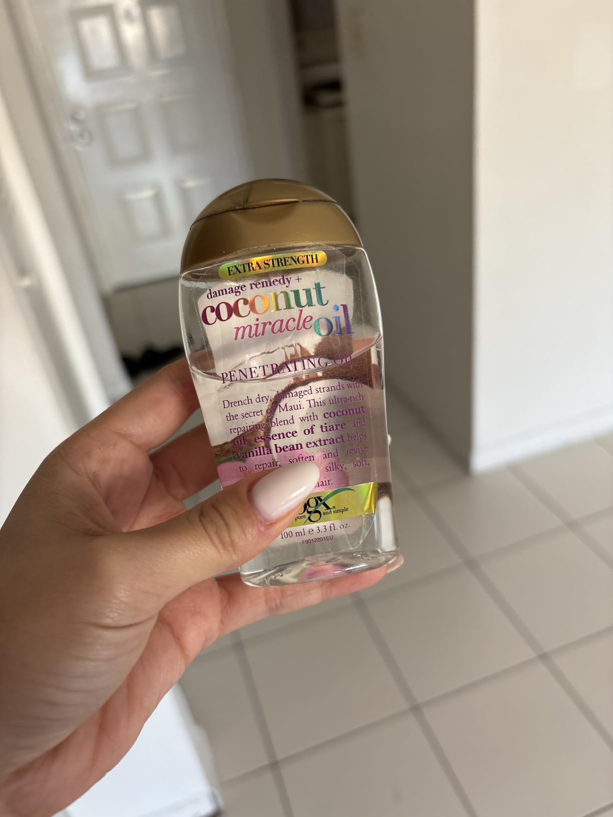 OGX Extra Strength Damage Remedy + Coconut Miracle Hair Oil, 3.3 fl. oz customer photo 1