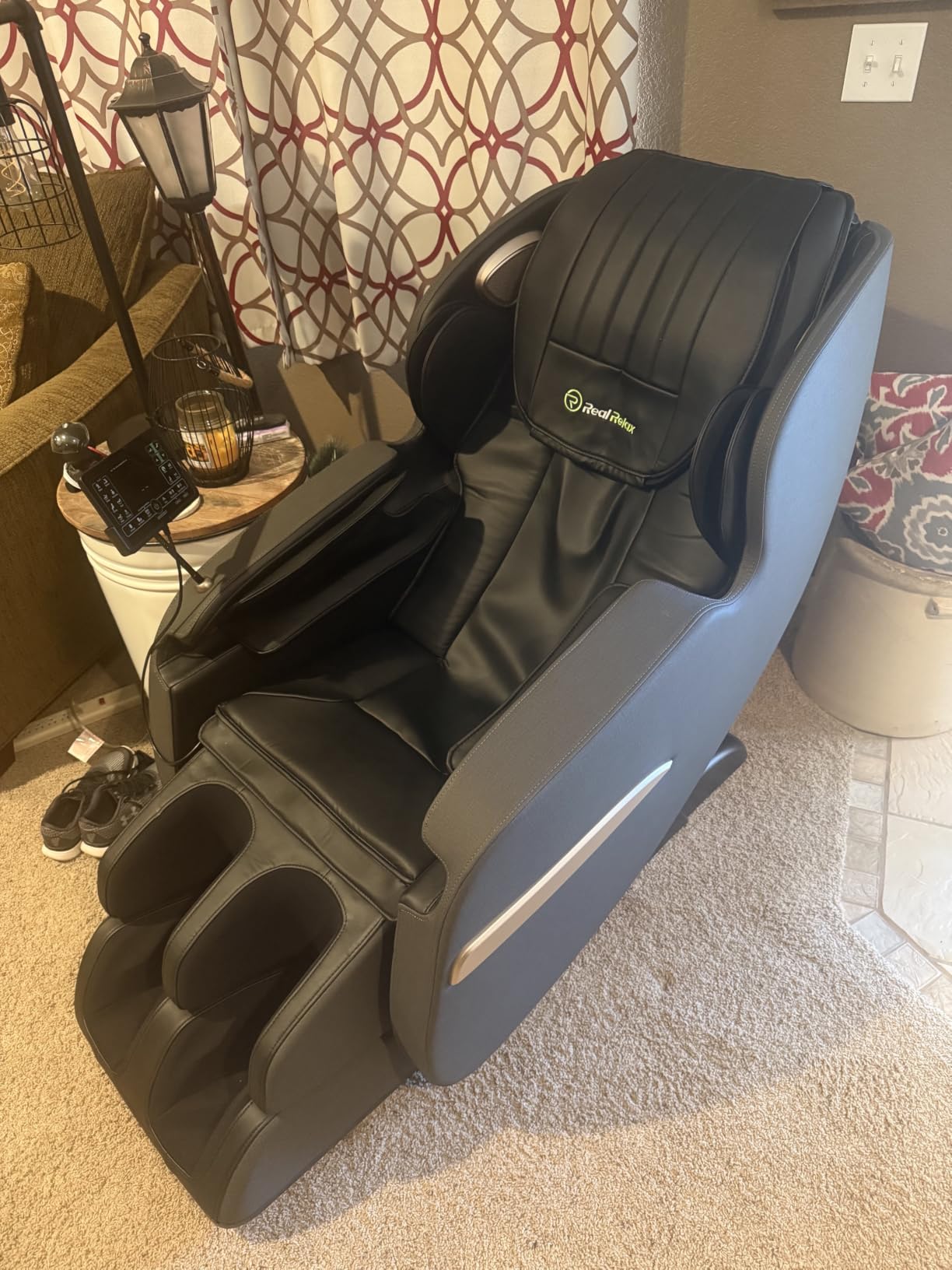 Real Relax 2026 SL-Track Massage Chair, Recliner Full Body Zero Gravity | 8 Auto Modes and Upgraded LCD Screen, Added Voice Broadcast, Headrest Cushion, Child Lock and Pause Button customer photo 1