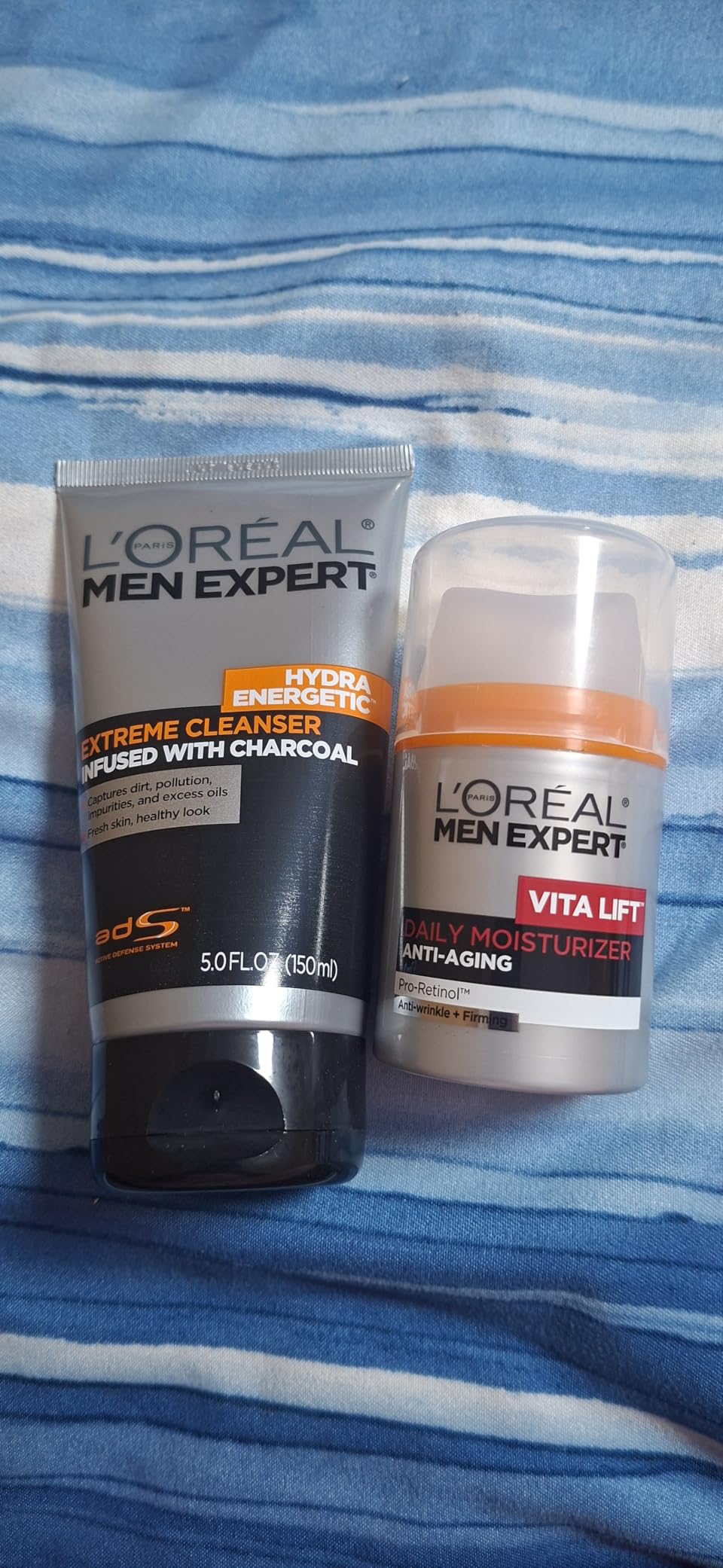 L'Oreal Paris Men Expert Charcoal Facial Cleanser & Anti-Wrinkle & Firming Face Moisturizer Gift Set customer photo 1