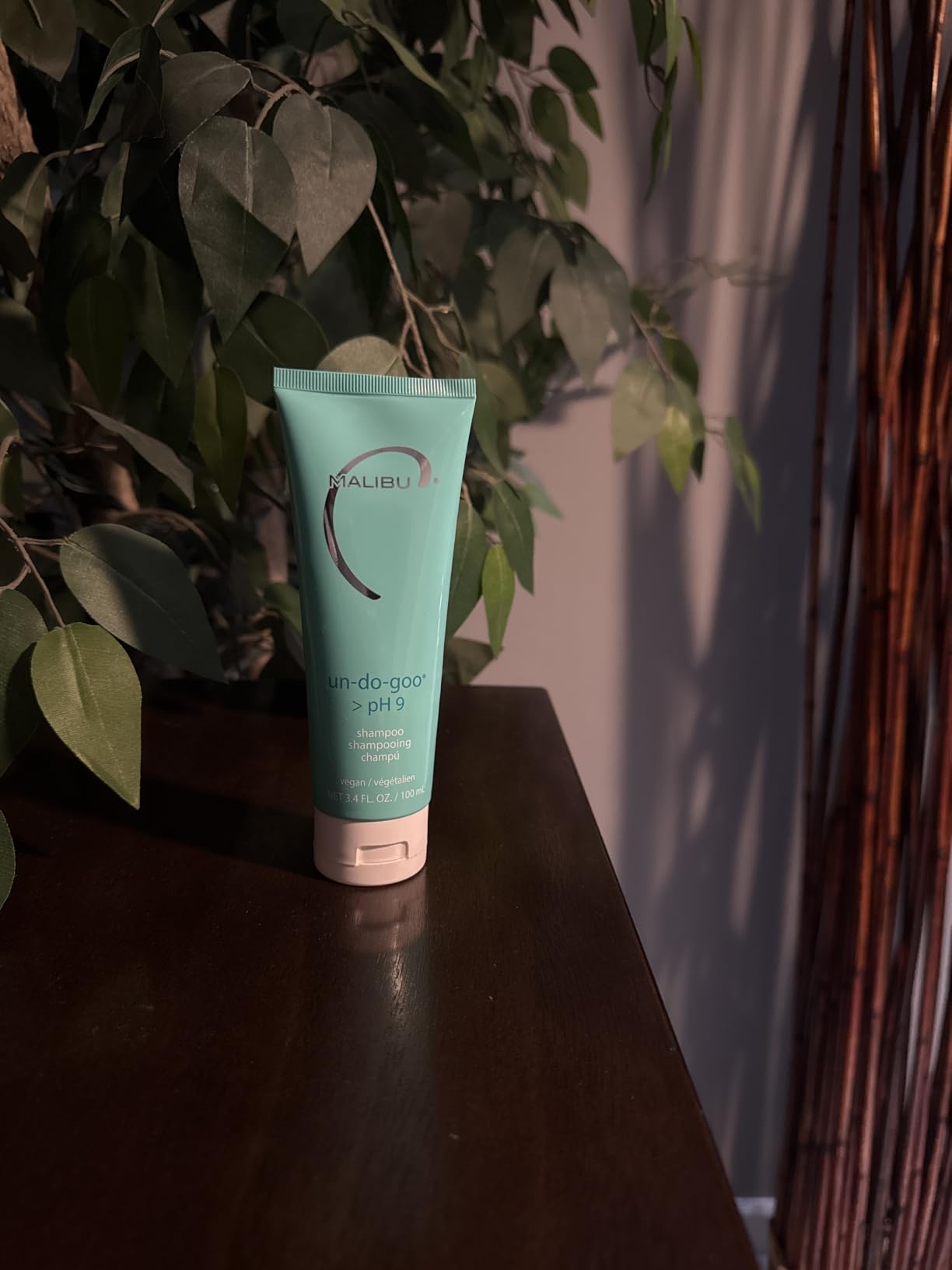 Malibu C Un-Do-Goo Clarifying Shampoo - Removes Product Build Up and Resins from Hair - Shine Restoring, Sulfate-Free Cleanser (9 oz) customer photo 1