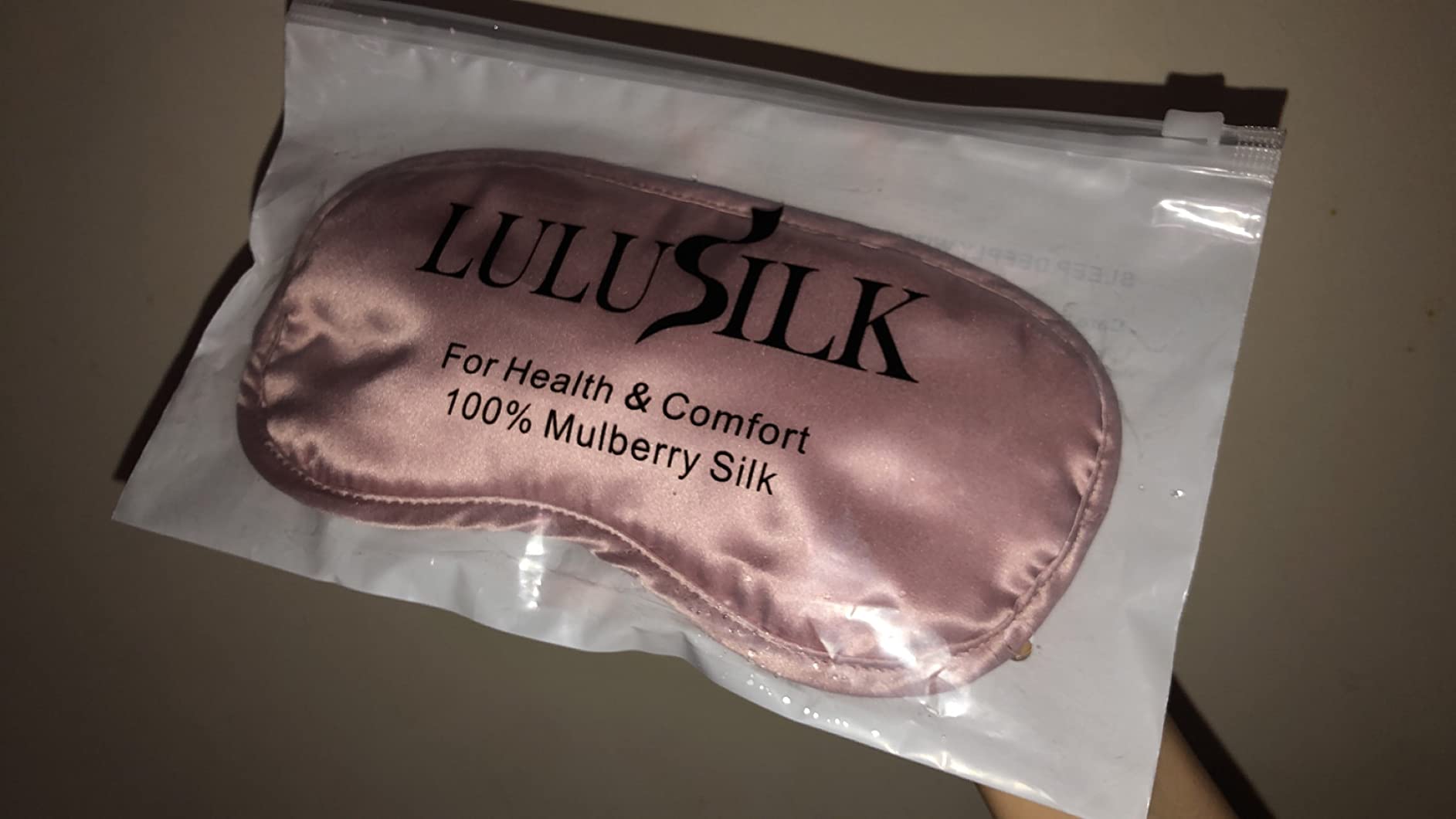 LULUSILK Mulberry Silk Sleep Eye Mask & Blindfold with Elastic Strap/Headband, Soft Eye Cover Eyeshade for Night Sleeping, Travel, Nap(Pink) customer photo 2