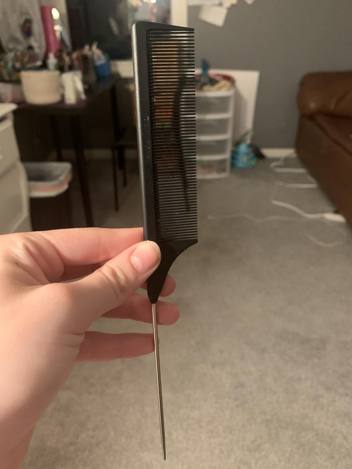 Professional 8.8 Inch Tail Comb - Black Carbon Fiber And Stainless Steel Pintail - Anti Static And Heat Resistant Teasing Lightweight Comb For All Hair Types customer photo 2