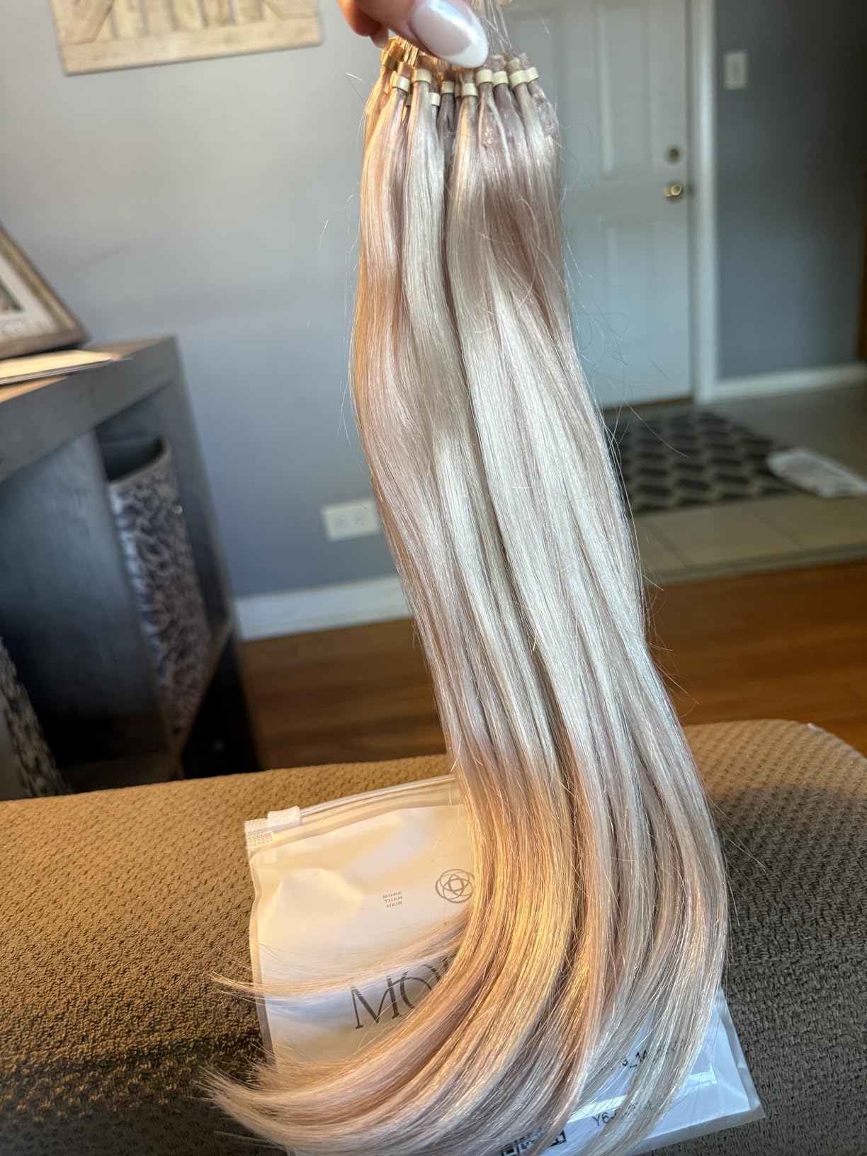 Moresoo I Tip Hair Extensions Human Hair, Light Brown with Platinum Blonde Highlights, 20 Inch 40G 50 Strands, Long Straight Elegant Blend, for Wedding and Special Events customer photo 2