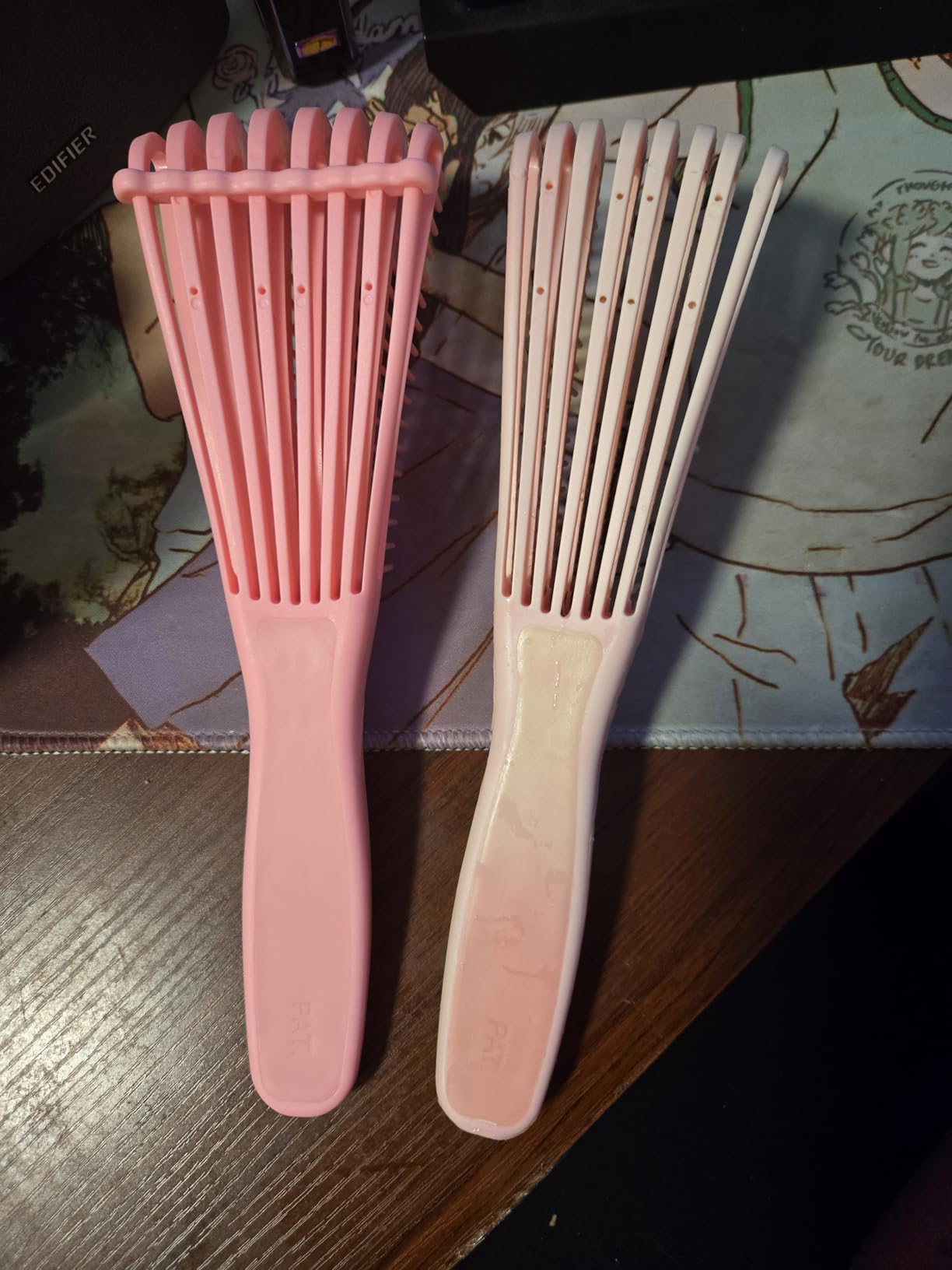 BESTOOL Detangling Brush for Black Natural Hair, Curly Hair Afro 3/4abc Texture - Faster and Easier Detangle Wet or Dry With No Pain (Green) customer photo 2
