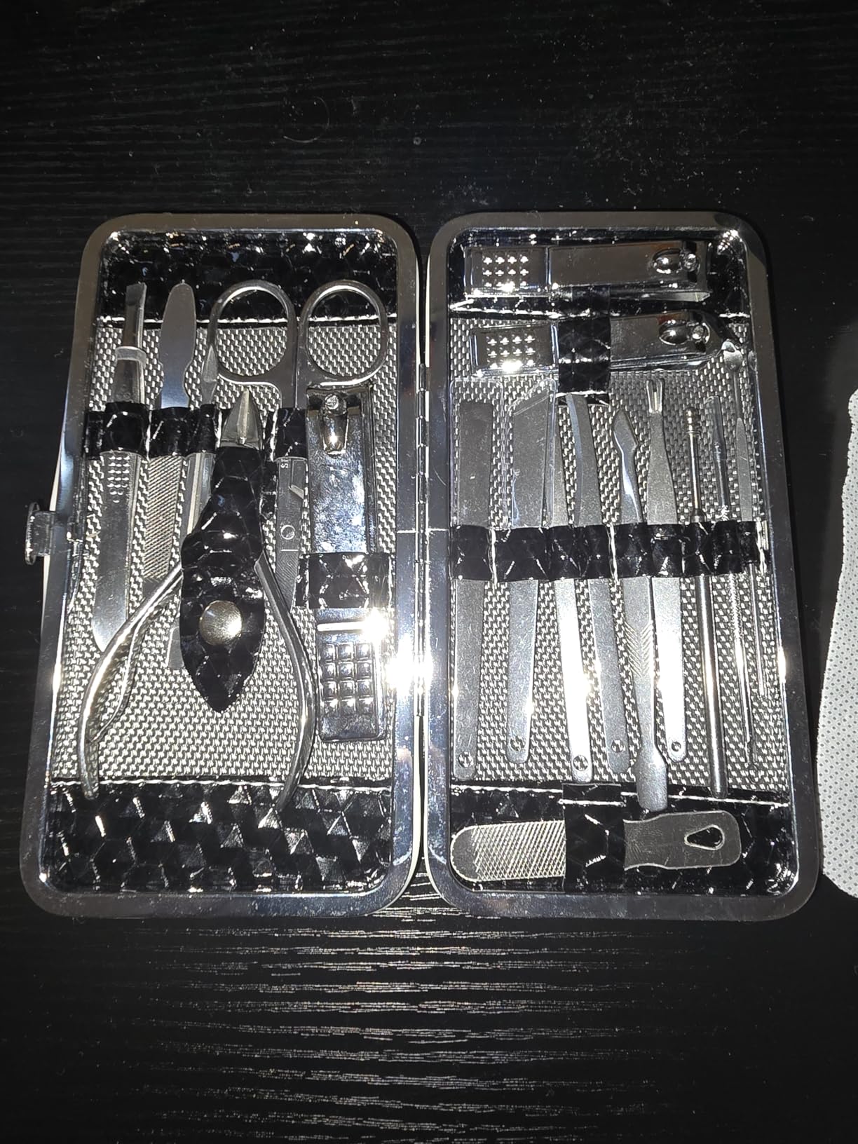 Yougai Manicure Set 18Pcs Stainless Steel Nail Clippers Set with Case, Professional Manicure Kit, Fingernail Toenail Cutters for Men & Women customer photo 1