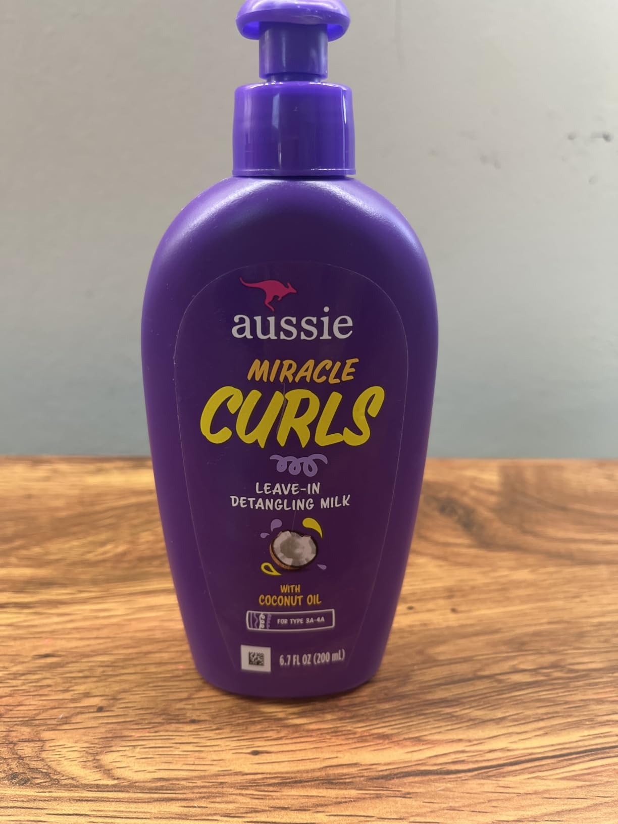 Aussie Miracle Curls with Coconut Oil, Paraben Free Detangling Milk Treatment, 6.7 fl oz customer photo 1