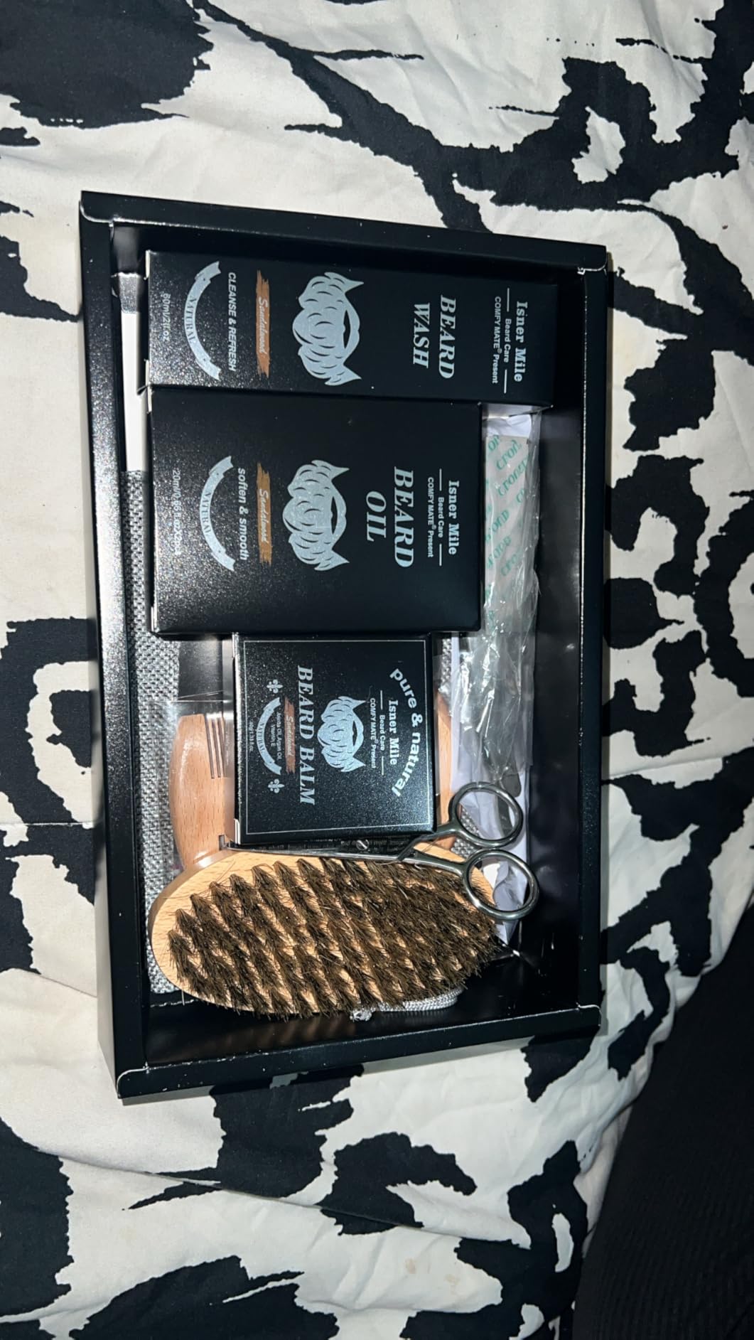Isner Mile Dad Gifts Fathers Day Husband: from Wife Daughter, Beard Grooming Kit for Men with Beard Oil Balm Wash Brush Comb & Straight Razor, Stocking Stuffers Birthday Gifts for Men Him Boyfriend customer photo 2