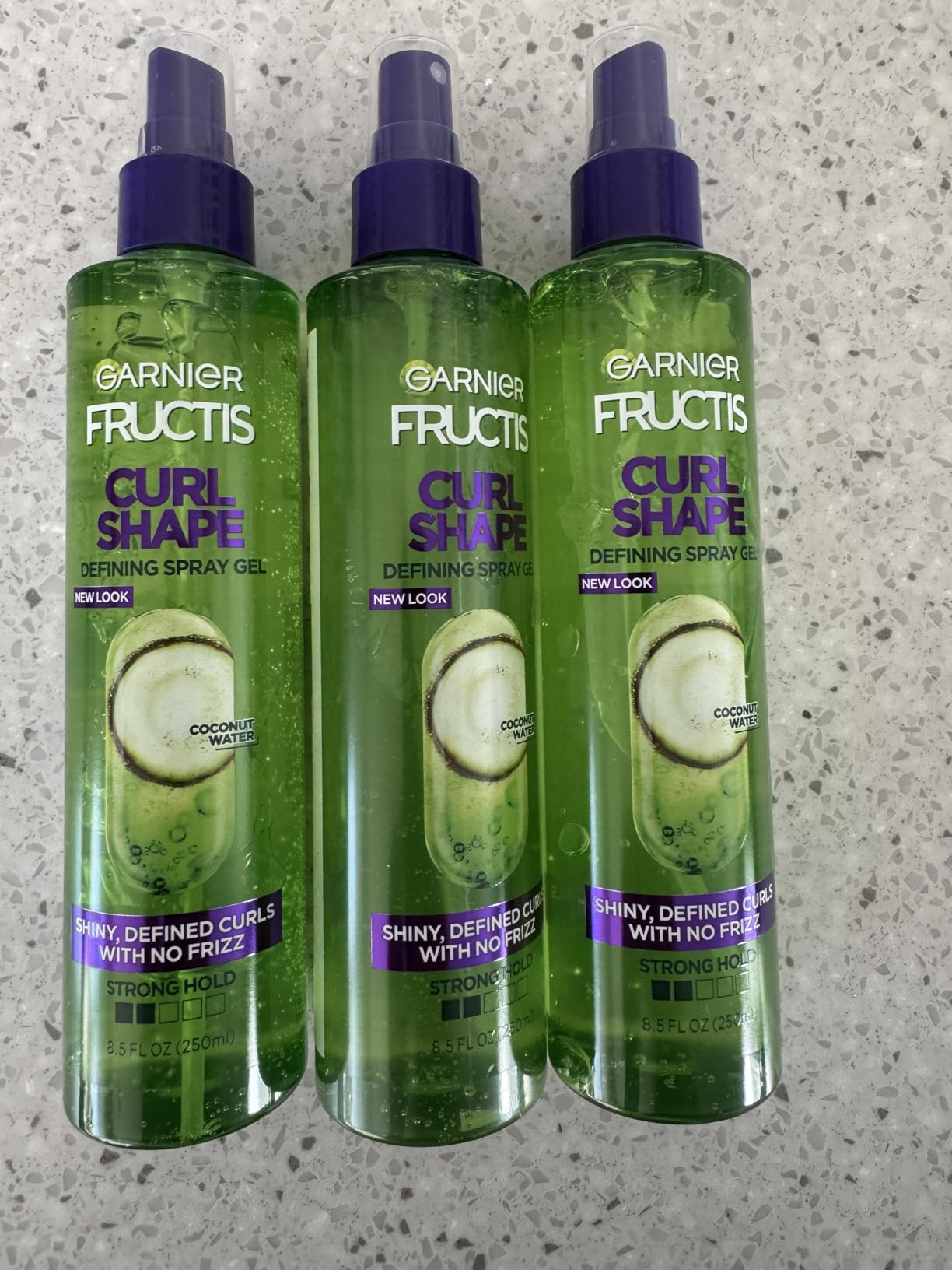 Garnier Fructis Style Curl Shape Defining Spray Hair Gel, Strong Hold Frizz Control for Curly, Wavy, and Coily Hair, Nourishing Formula, 8.5 fl oz, 3 Count customer photo 2