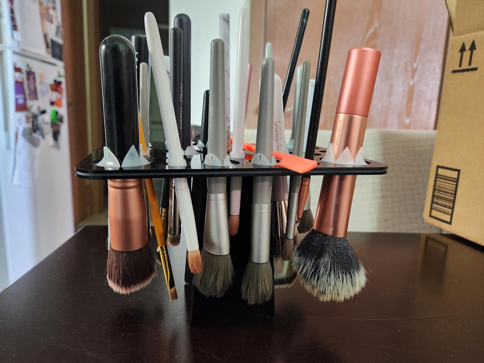 Makeup Brush Cleaning Mat & Drying Rack - 28 Holes Brush Holder, Silicone Rubber Clover Shaped Mat Cleaner - Black & Pink customer photo 1