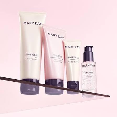 Mary Kay - TimeWise® Miracle Set® - Combination/Oily | Complete Skincare Set, Cleanses, Balances Excess Oil, Hydrates Skin, Supports Smoother-Looking Skin, Daily AM And PM Routine customer photo 2