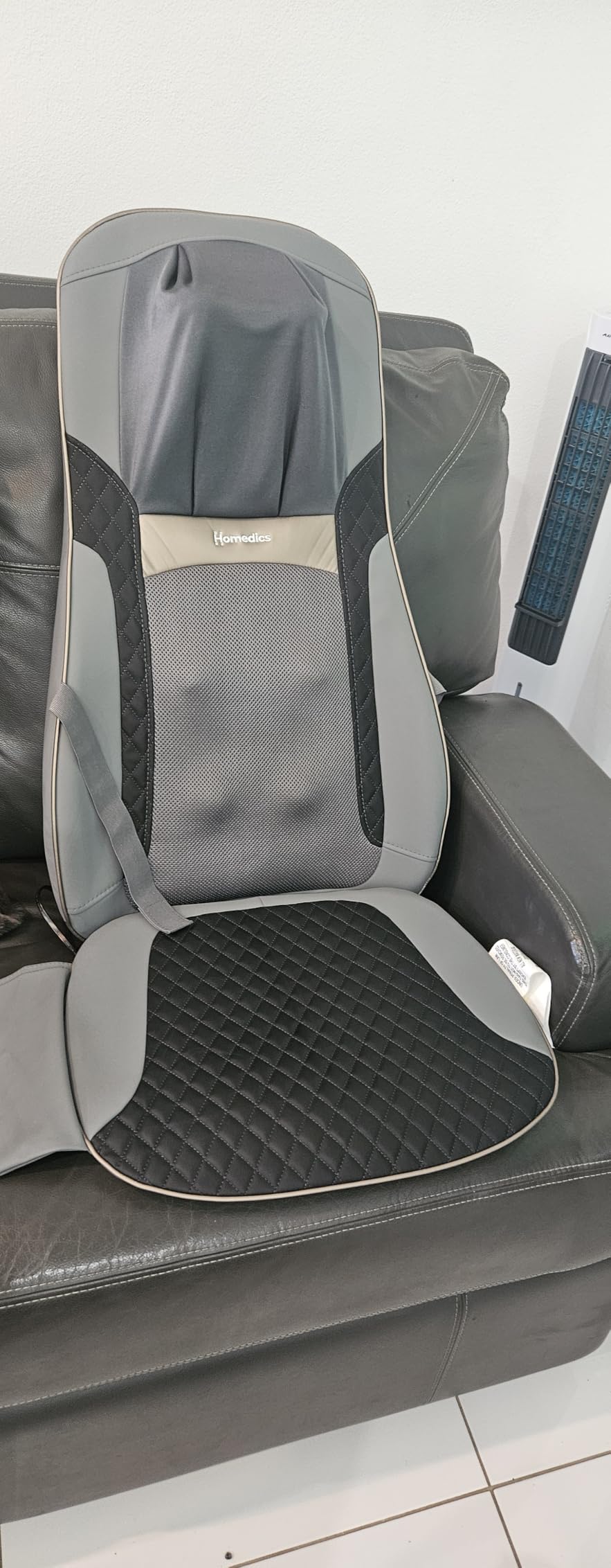 Homedics Back Massager with Heat, Shiatsu Elite II Heated Neck and Back Massage Cushion. 3 Different Massage Styles and 3 Massage Zones. Comes with Controller and Chair Straps customer photo 1