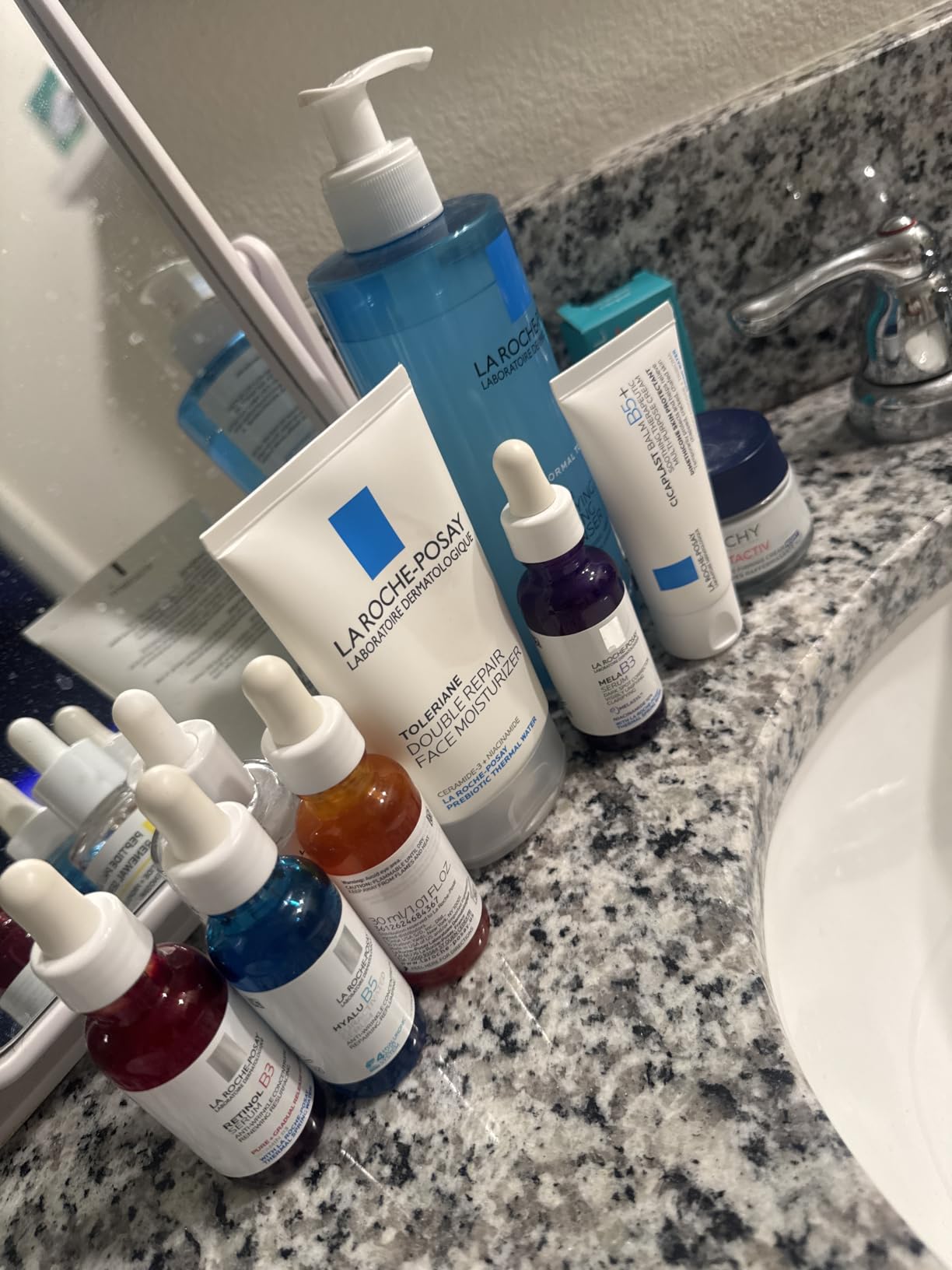 La Roche-Posay Pure 12% Vitamin C Serum For Face With Hyaluronic Acid & Salicylic Acid, Hydrating Face Serum, Boost Radiance & Reduce Wrinkles customer photo 2