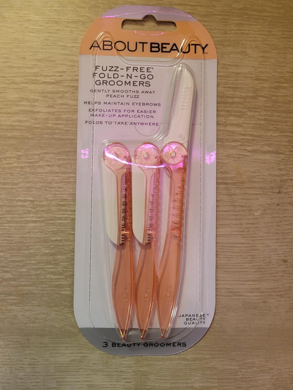 About Beauty Fuzz-Free Fold-n-Go Groomers - 3 Folding Beauty Groomers for Hair Removal, Ideal for Shaving, Exfoliating, and Brow Shaping, Japanese Steel Gently Removes Facial Hair customer photo 1