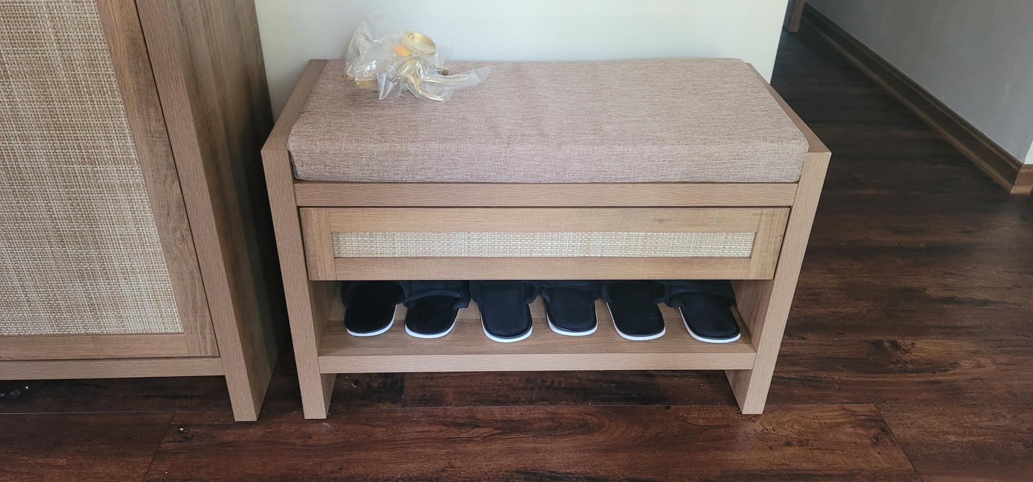 Indoor Spa Slippers 6-12 Pairs - Unisex Washable, Non-Slip Closed Toe Disposable Slippers for Guests, Bathroom, Bedroom, Hotel, House, Bride, Travel and Shoeless Home customer photo 2