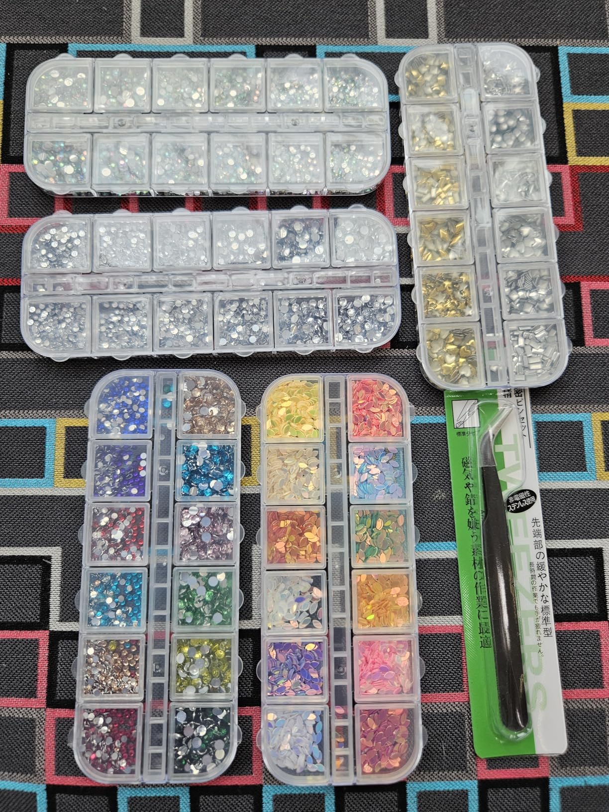 6400pcs Nail Art Rhinestones, Nail Crystal Gems Nail Diamonds, Gold Silver Nail Studs Colorful Nail Sequins & Rhinestones for Nails Kit with Tweezers and Wax Pen for Nail Art Supplies Accessories customer photo 1