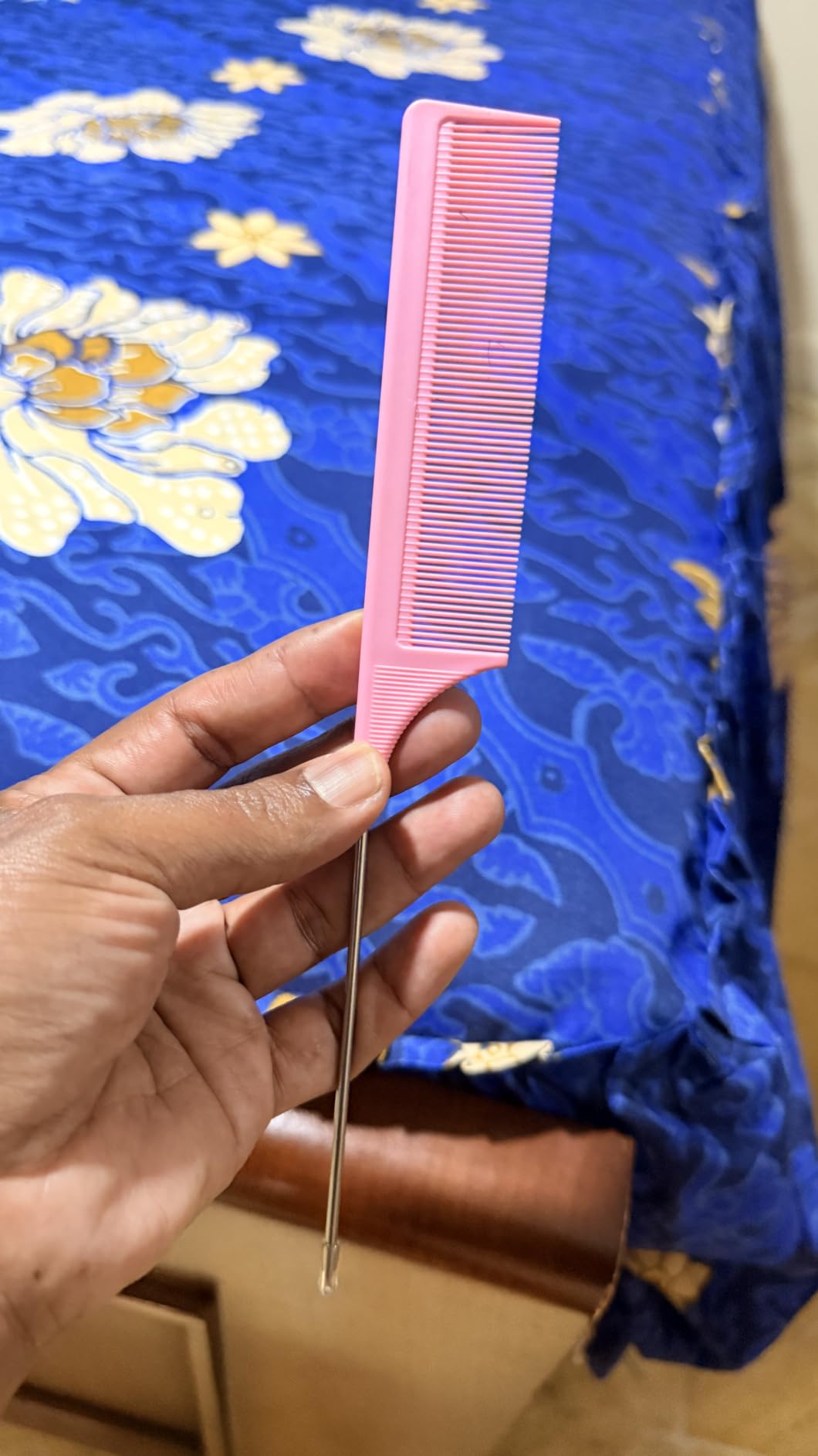 3 Packs 9 Inch Rat Tail Comb Carbon Fiber Heat Resistant Teasing Comb with Metal Pick Styling Parting Lightweight Sectioning Fine Tooth Combs for Women Girls customer photo 1