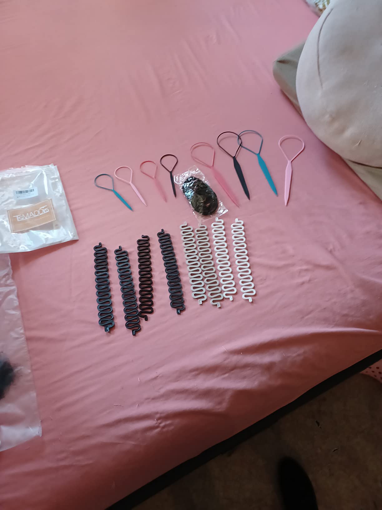 TsMADDTs Hair Braiding Tools, Hair Styling Kit with Topsy Tail Tools and French Braiders for Ponytail customer photo 2