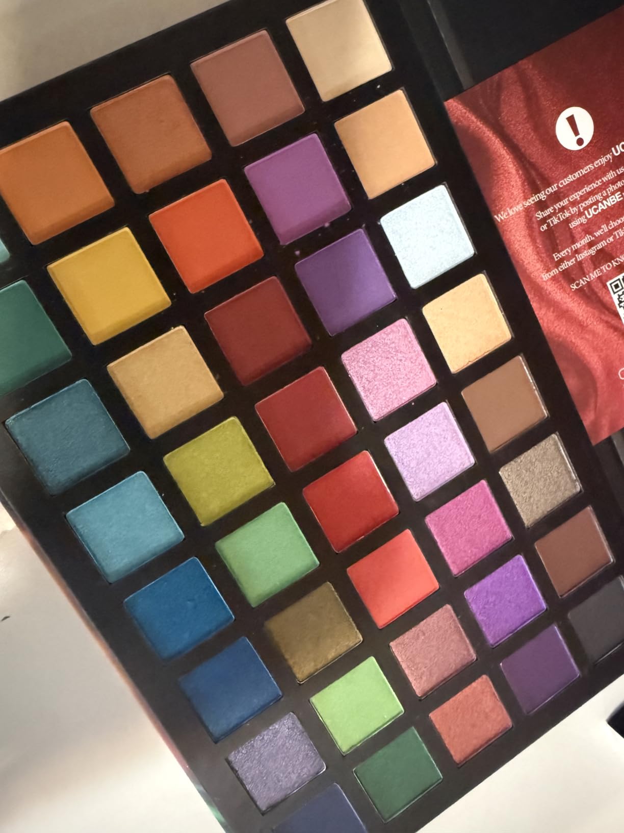 UCANBE Spotlight Eyeshadow Palette Professional 40 Color Eye Shadow Matte Shimmer Makeup Pallet Highly Pigmented Colorful Powder Long Lasting Waterproof Eye Shadow customer photo 2