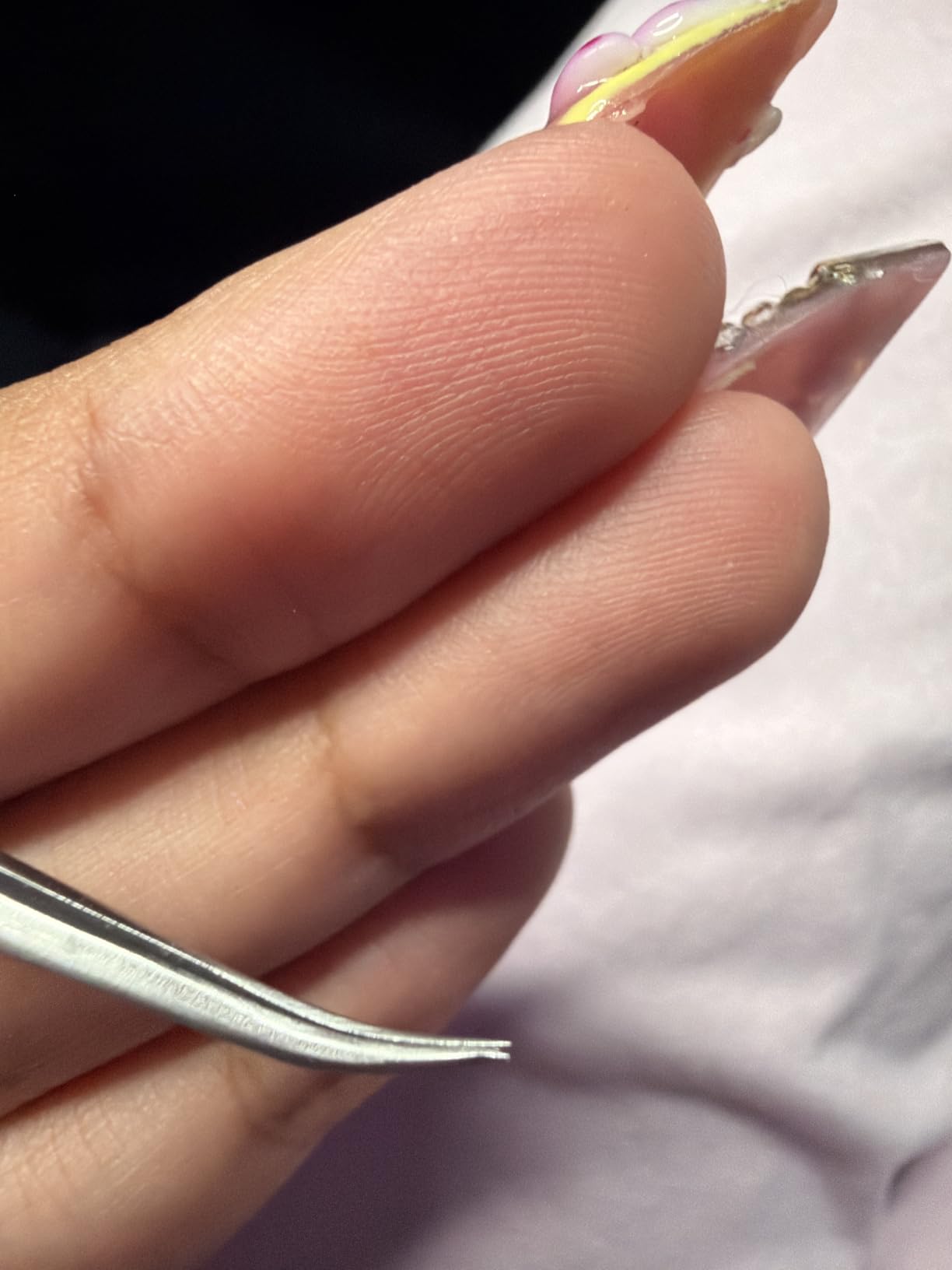 Ms.Queen Eyelash Extension Tweezers, Professional Curved Pointed Isolation Tweezers for Classic Individual Volume Mink Lash Extensions customer photo 1