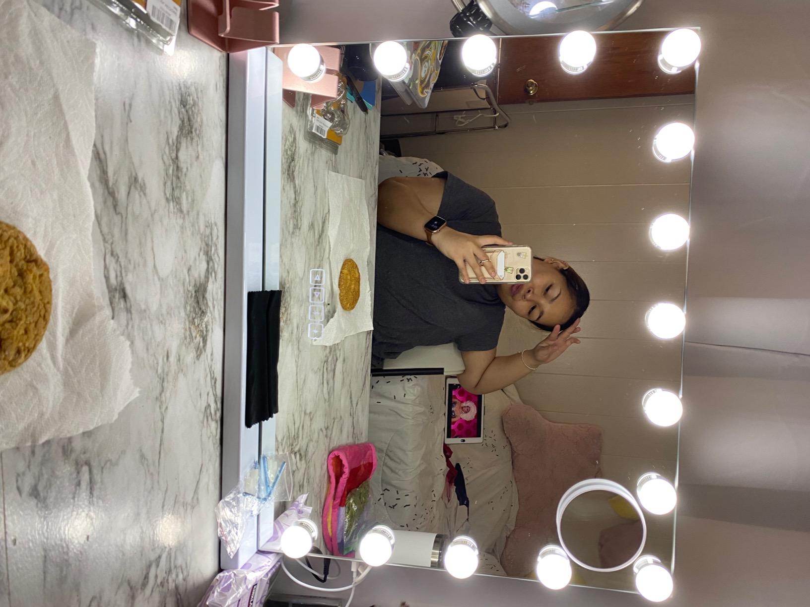 Hansong Vanity Mirror with Lights and Bluetooth Speaker 22.8''x18.4'' Lighted Makeup Mirror with 15 LED Bulbs Hollywood Vanity Mirror with 3 Lighting Modes USB Charging and 10x Magnification customer photo 2