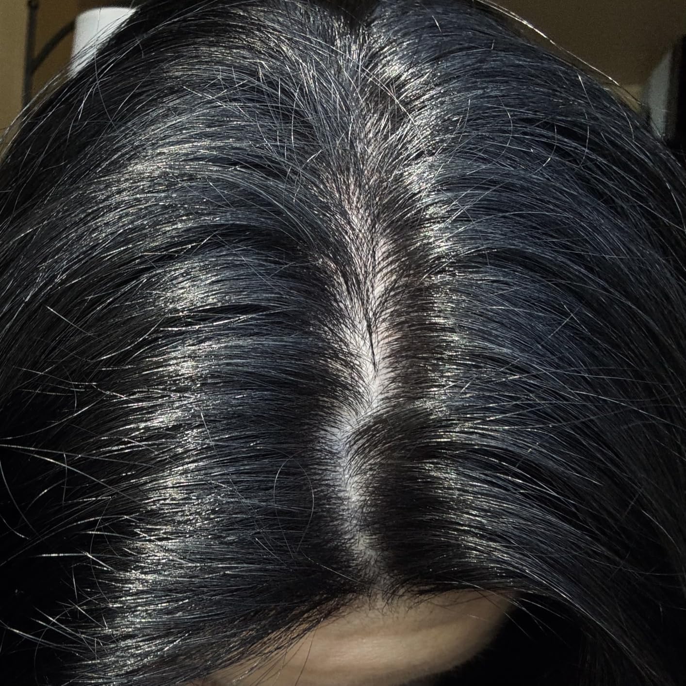 Schwarzkopf Simply Color Permanent Hair Dye, 4.68 Chocolate Cherry, Long-Lasting with Nourishing Ingredients, No Ammonia or Silicone, All Hair Types customer photo 1