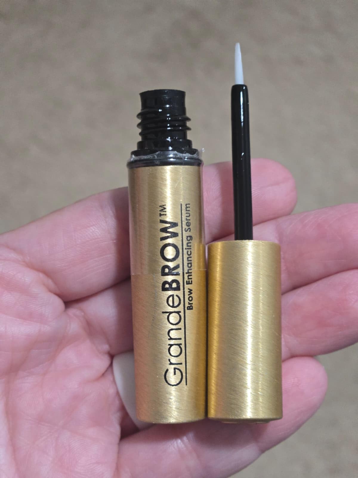 Grande Cosmetics GrandeBROW Brow Enhancing Serum For Fuller, Bolder, Looking Eyebrows - Brow Serum With Vitamins, Peptides, Antioxidants, Amino Acids, Cruelty-Free customer photo 1