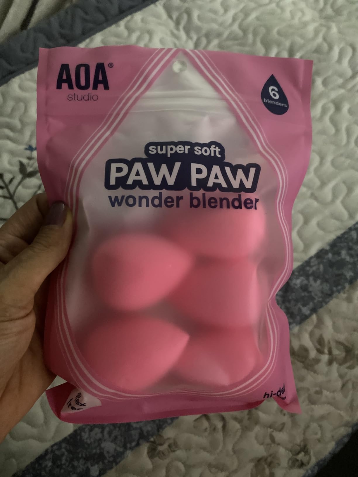 AOA Studio Collection Makeup Sponge Set Latex Free and High-definition Set of 6 Makeup Wonder Blender For Powder Cream and Liquid, Super Soft Wonder Beauty Cosmetic customer photo 1