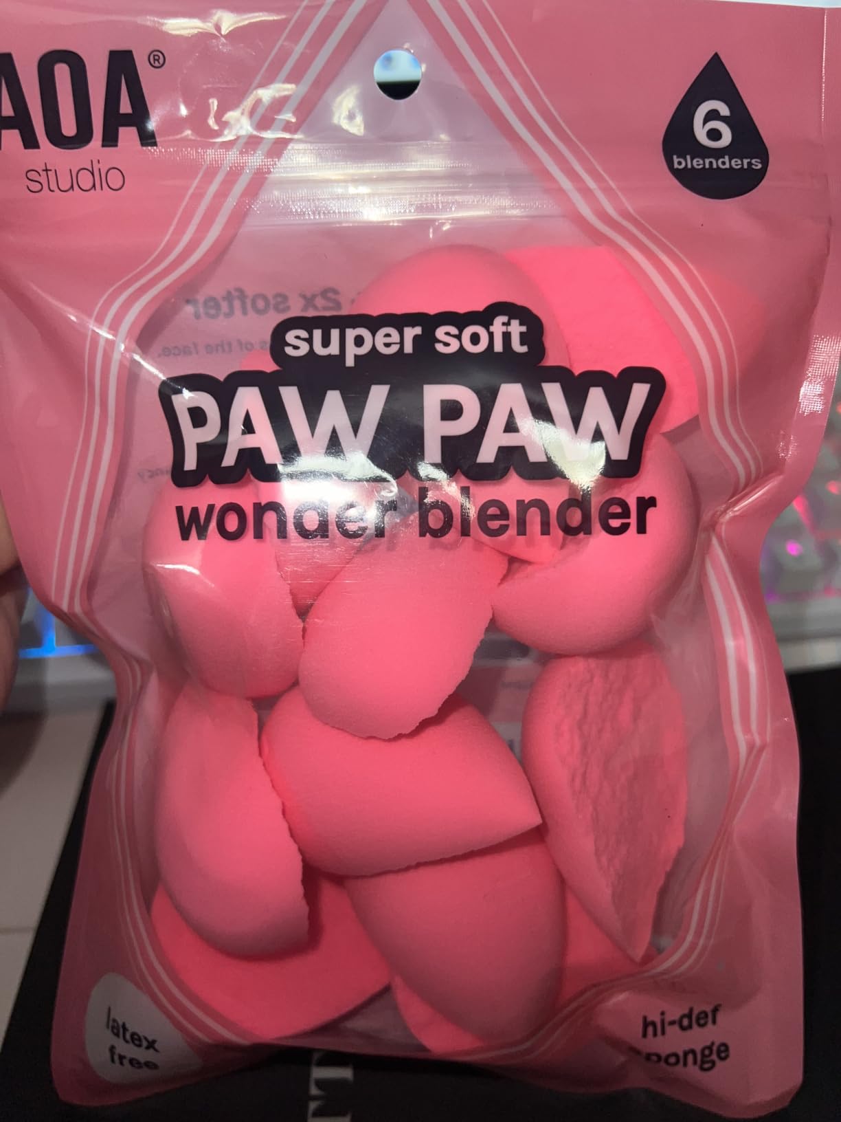 AOA Studio Collection Makeup Sponge Set Latex Free and High-definition Set of 6 Makeup Wonder Blender For Powder Cream and Liquid, Super Soft Wonder Beauty Cosmetic customer photo 2