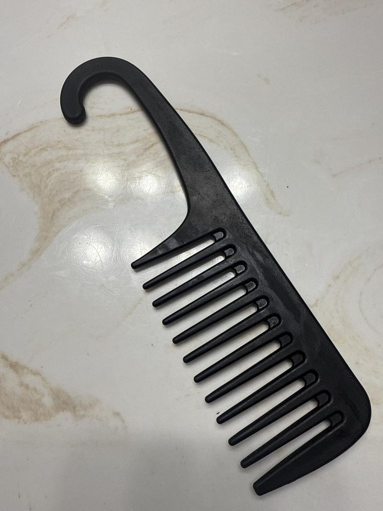 Kitsch Wide Tooth Comb For Curls - Curved Handle Detangling Tool for Curly, Wet & Thick Hairs, Frizz-Free Shower Comb for Women, Easy Everyday Hair Care at Home or On-the-go - Black customer photo 2