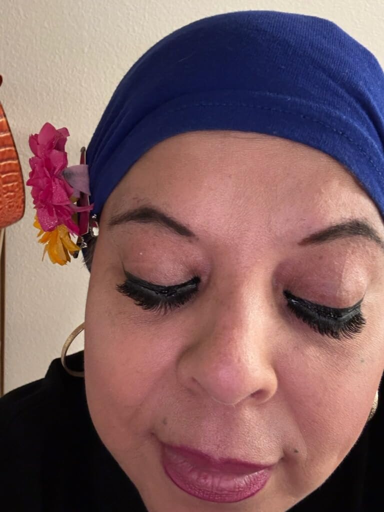Magnetic Eyelashes with Applicator Kit - 10 Set Natural Eye Lashes customer photo 2