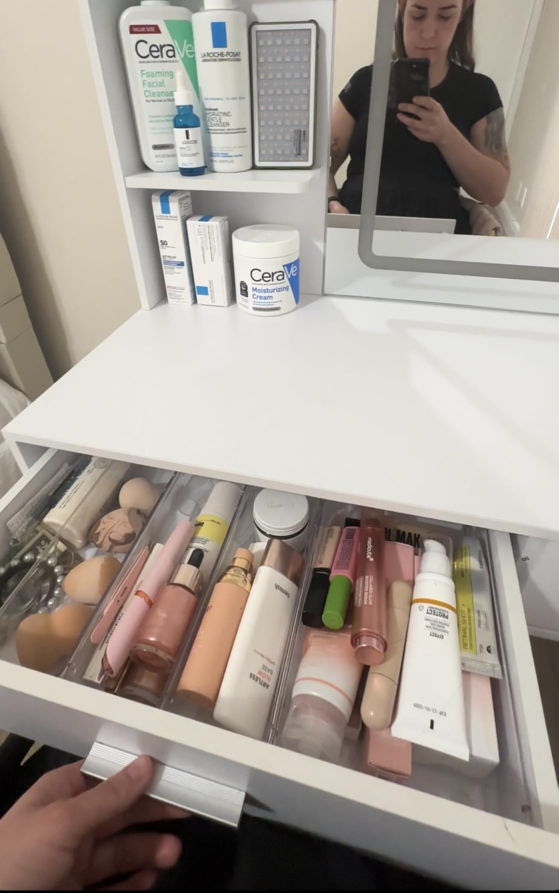 Vtopmart 25 PCS Clear Plastic Drawer Organizers Set, 4-Size Versatile Bathroom and Vanity Drawer Organizer Trays, Storage Bins for Makeup, Bedroom, Kitchen Gadgets Utensils and Office | 4-Size Versatile Makeup Organizer, Storage Containers Small Bins for Makeup, Jewelries, Bedroom, Kitchen Utensils and Office customer photo 1