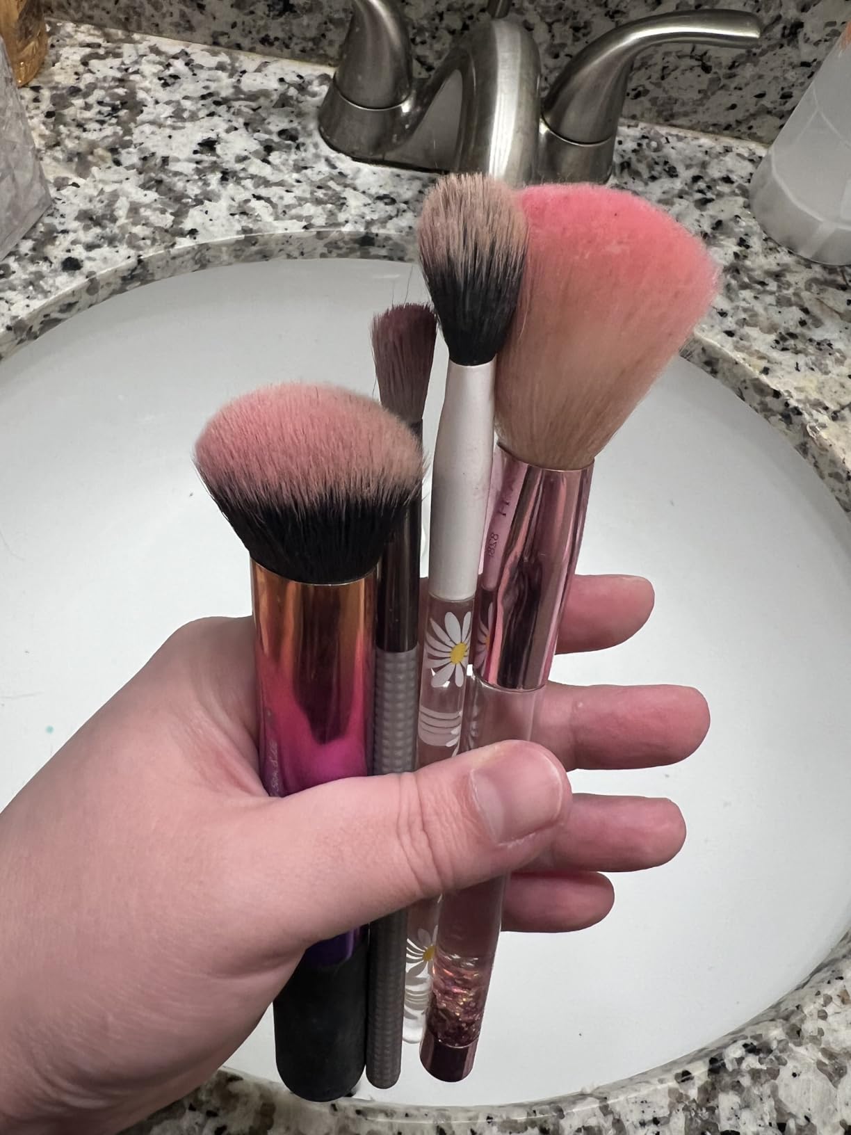 Silicon Makeup Brush Cleaner Mat with Brush Drying Holder Brush Portable Cat Shaped Cosmetic Brush Cleaner Pad cleaning mat manual make up brush cleaner cleanser machine(New Lavender) customer photo 1