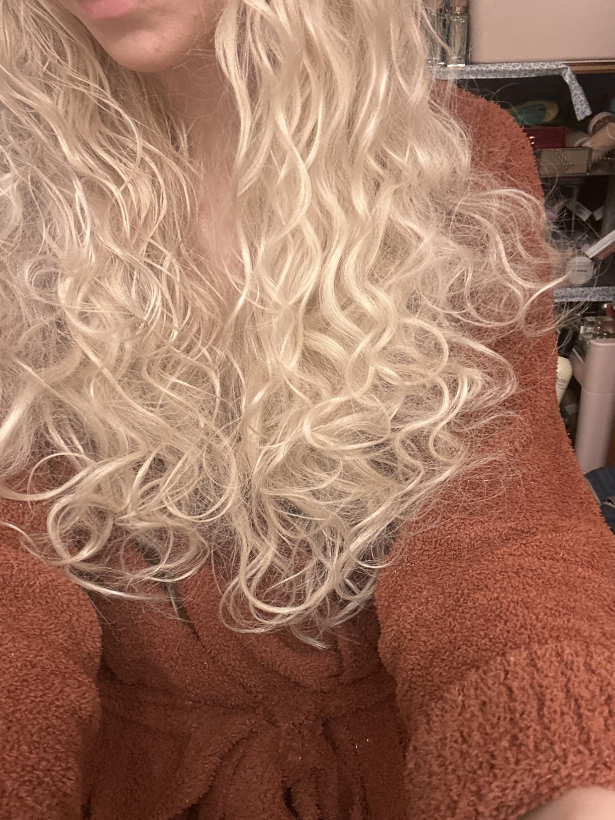 OUAI Curl Defining Cream - Hydrating Curl Cream (8 Oz) with Chia & Linseed Oil, Enhances Definition, Hydration & Shine, Tames Frizz, Silicone-Free customer photo 2