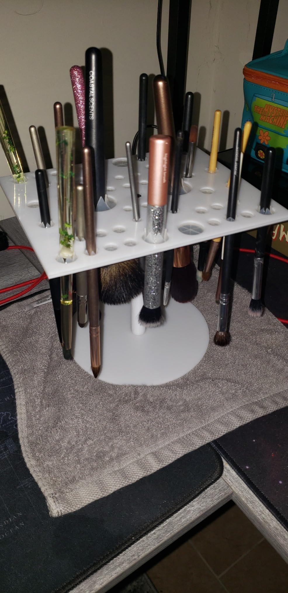 Jetec Acrylic & Silicone Drying Rack for 54 Makeup Brushes, Collapsible, Portable customer photo 2