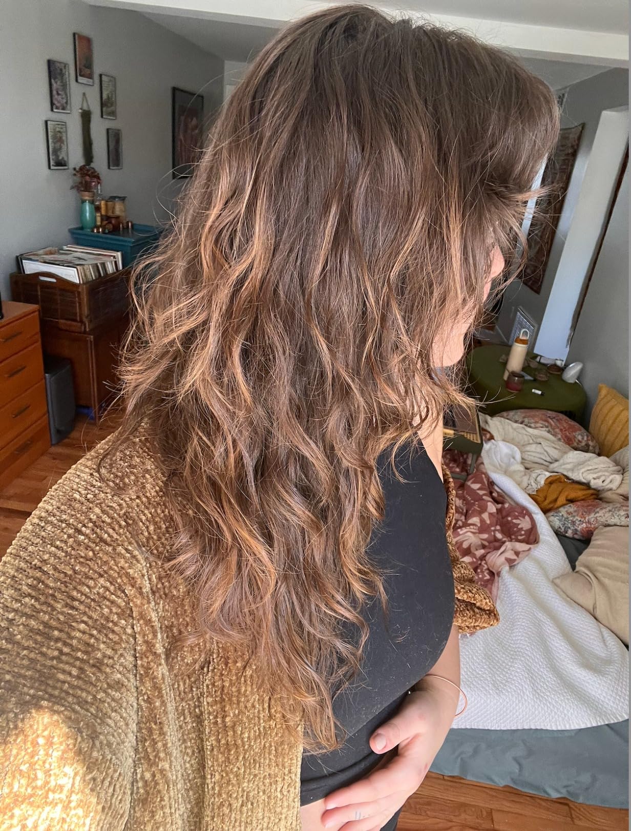 Madison Reed Light Works Balayage Highlighting Kit, Creates Natural-Looking Cool Vanilla Highlights (Sorrento - Blonde), Ammonia Free, Cruelty Free, 2 Step Process That Lightens & Tones Hair customer photo 2