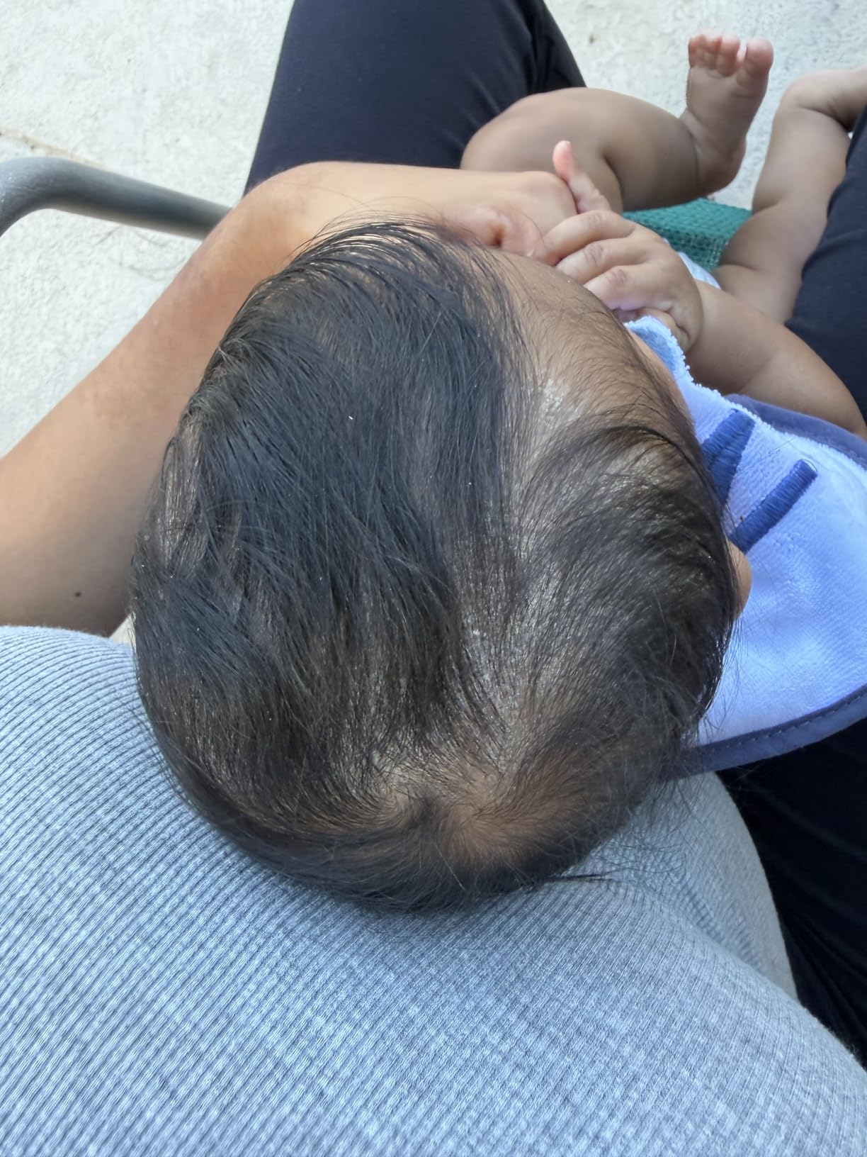 Frida Baby Cradle Cap Treatment, Cradle Cap Shampoo for Babies + Flake Fixer Scalp Spray, Cradle Cap Kit Soothes Baby's Scalp customer photo 2