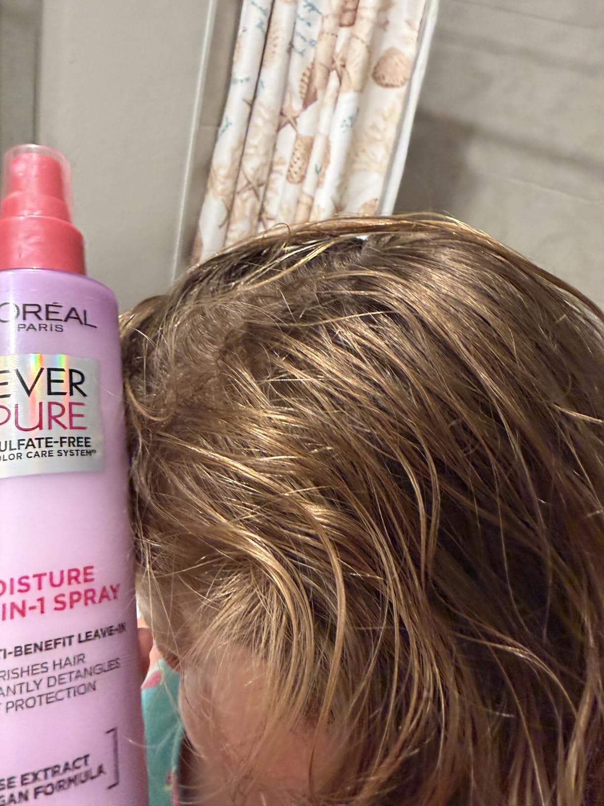 L'Oreal Paris EverPure Moisture 21-in-1 Leave In Conditioner, Multi-Benefit Heat Protectant Spray for Hair Up to 450°F, Detangling Frizz Control for Color Treated, Dry, or Damaged Hair, 6.7 Fl Oz customer photo 1